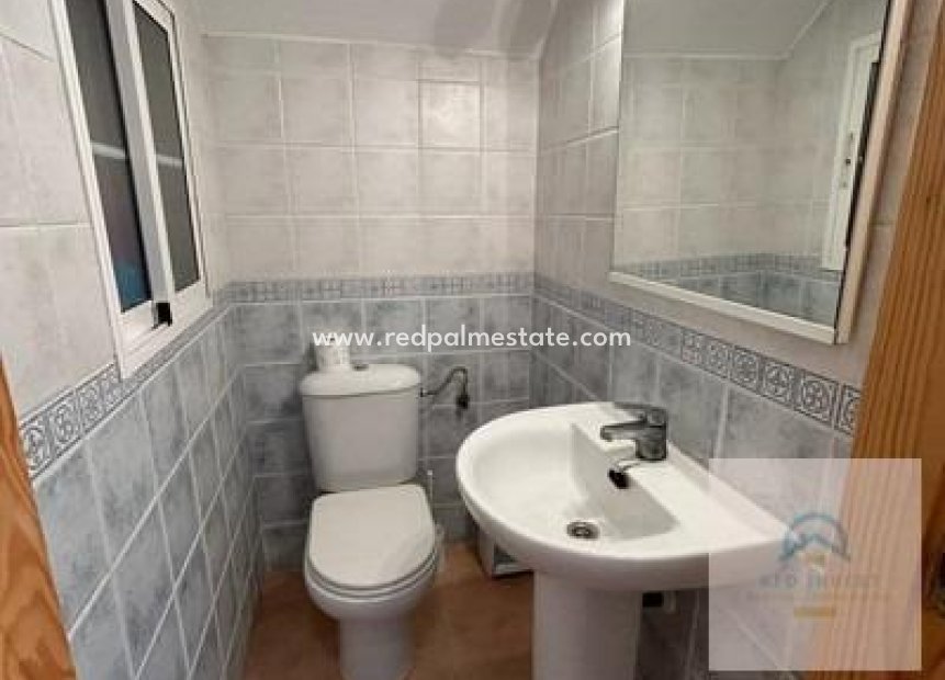 Videresalg - Rekkehus -
Torrevieja - La Siesta - El Salado - Torreta