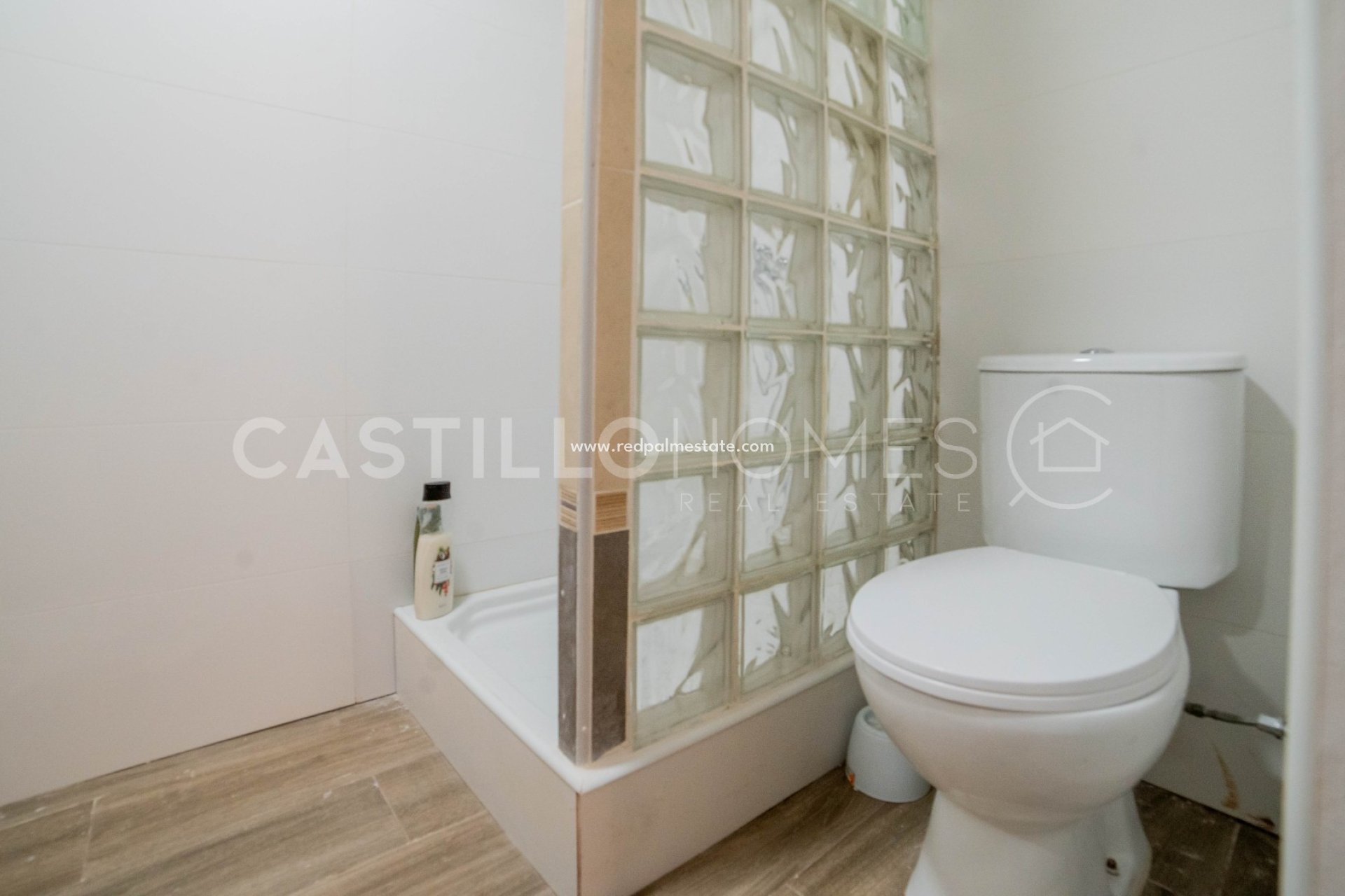 Videresalg - Rekkehus -
Torrevieja - La Siesta - El Salado -  Torreta