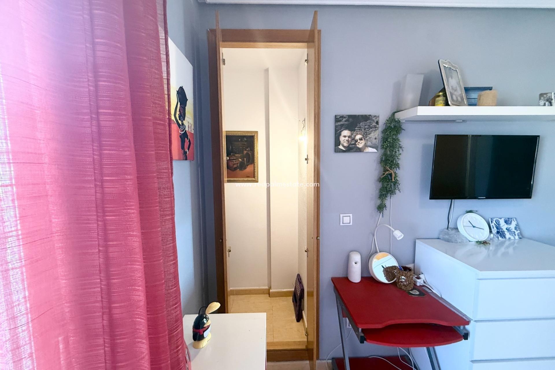 Videresalg - Rekkehus -
Torrevieja - La Siesta - El Salado -  Torreta