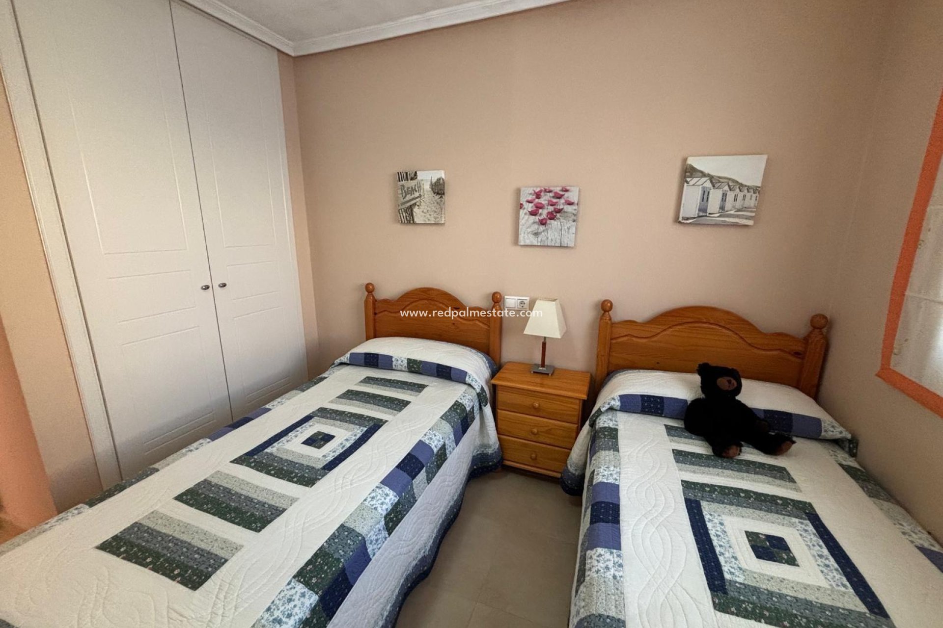 Videresalg - Rekkehus -
Torrevieja - La Siesta - El Salado -  Torreta