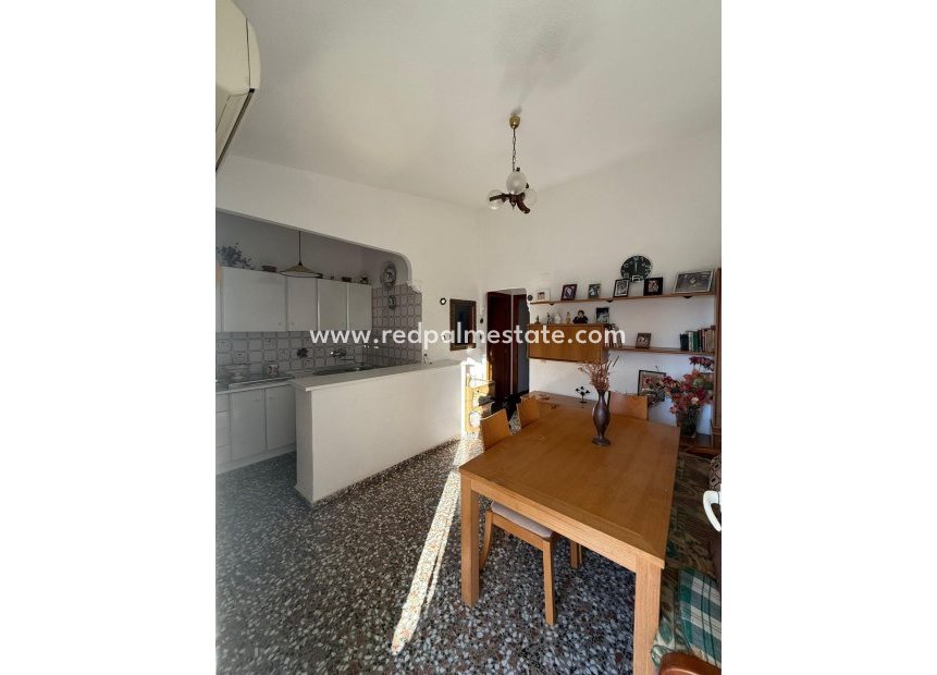 Videresalg - Rekkehus -
Torrevieja - La Siesta - El Salado - Torreta