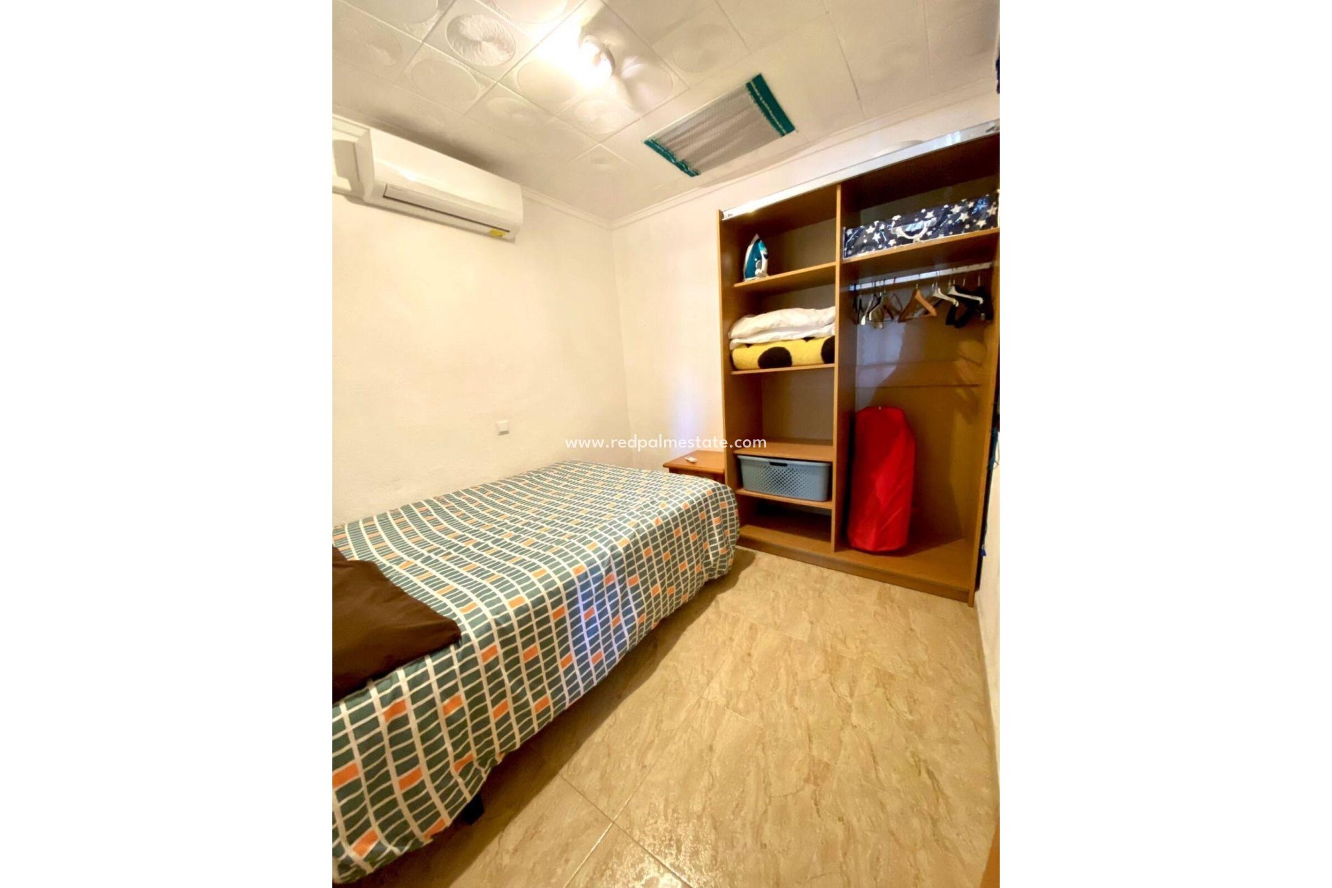 Videresalg - Rekkehus -
Torrevieja - La Siesta - El Salado - Torreta