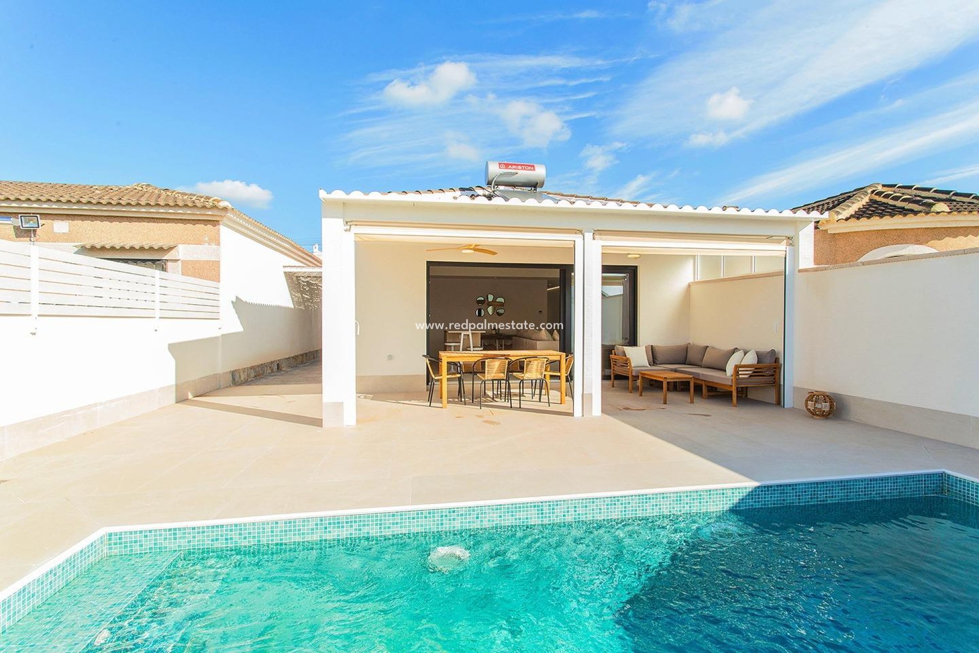 Videresalg - Rekkehus -
Torrevieja - La Siesta - El Salado - Torreta