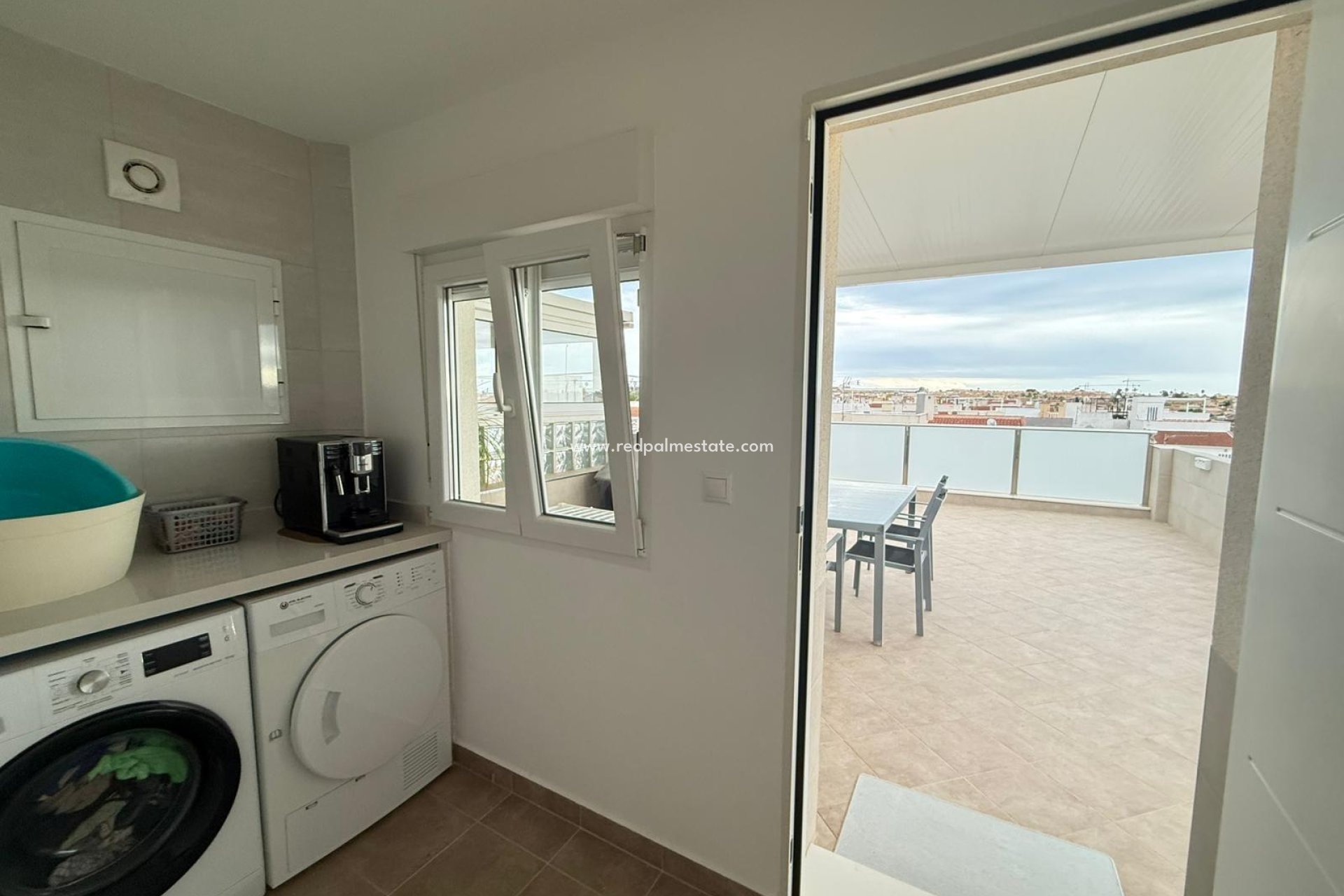 Videresalg - Rekkehus -
Torrevieja - La Siesta - El Salado -  Torreta