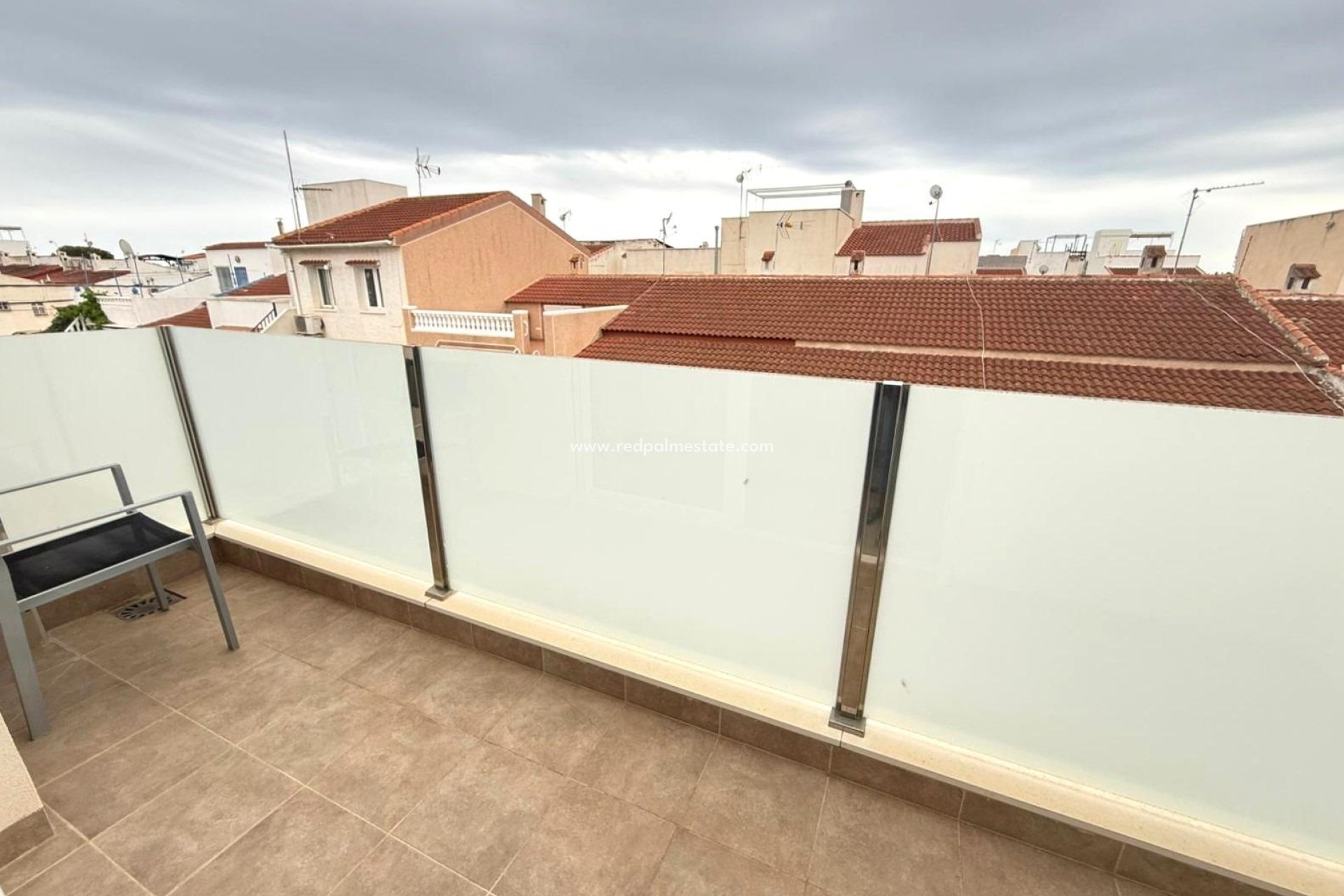Videresalg - Rekkehus -
Torrevieja - La Siesta - El Salado -  Torreta