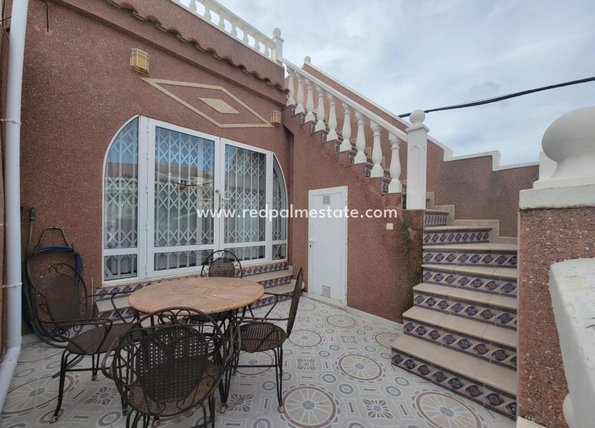Videresalg - Rekkehus -
Torrevieja - La Siesta - El Salado - Torreta