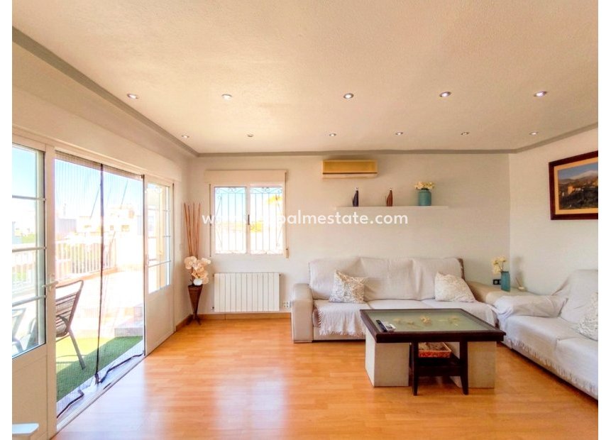 Videresalg - Rekkehus -
Torrevieja - Los Altos