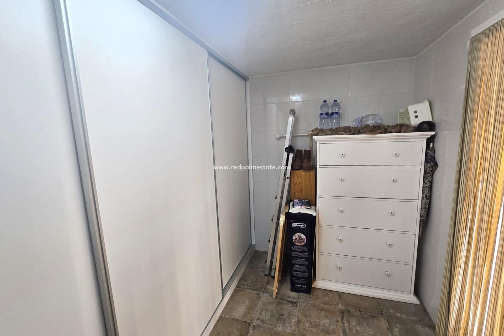 Videresalg - Rekkehus -
Torrevieja - Los altos