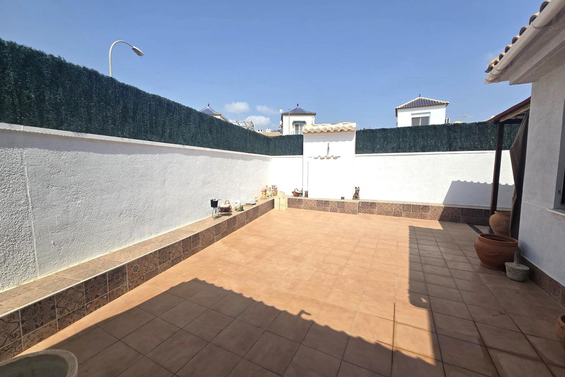 Videresalg - Rekkehus -
Torrevieja - Los altos