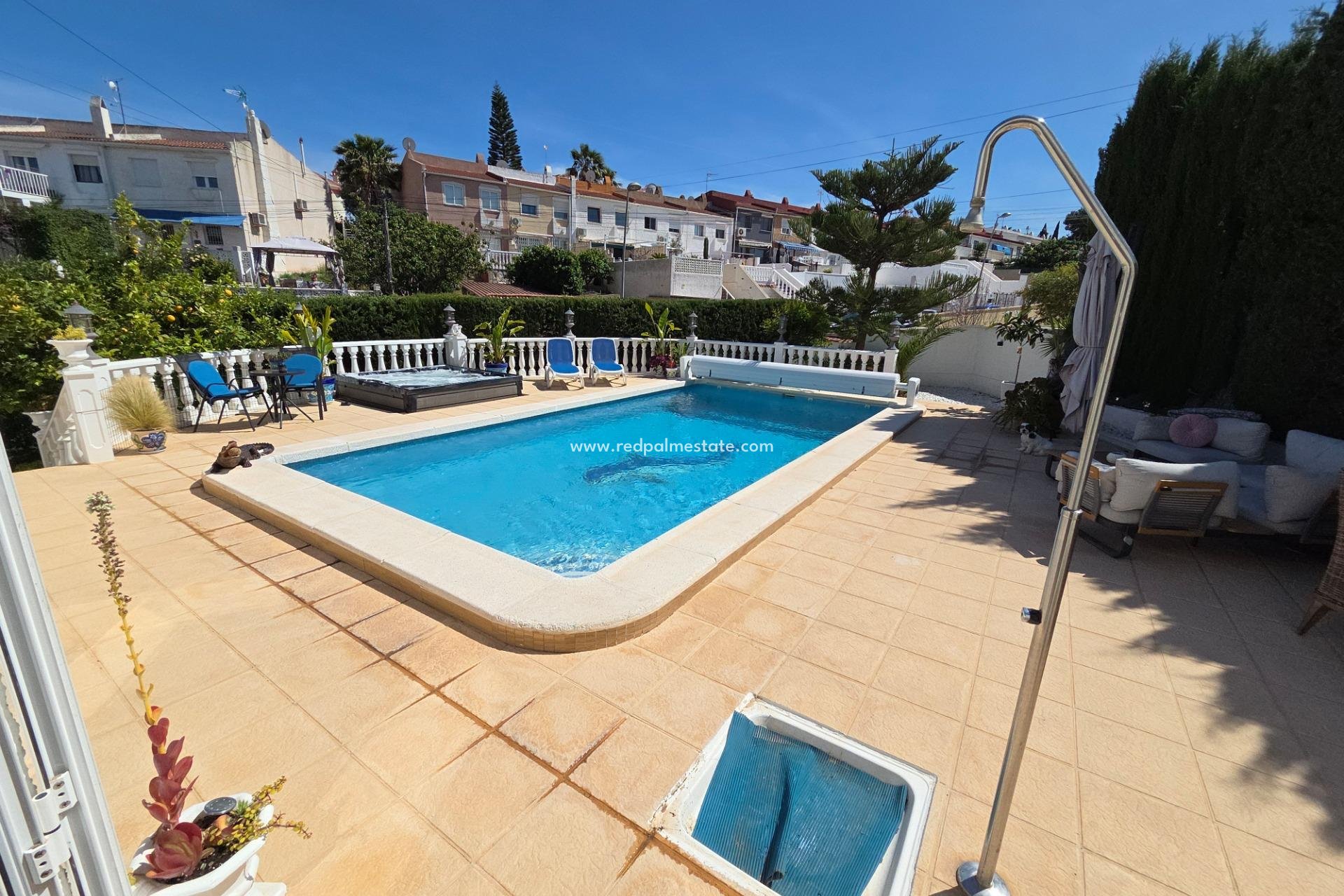 Videresalg - Rekkehus -
Torrevieja - Los balcones