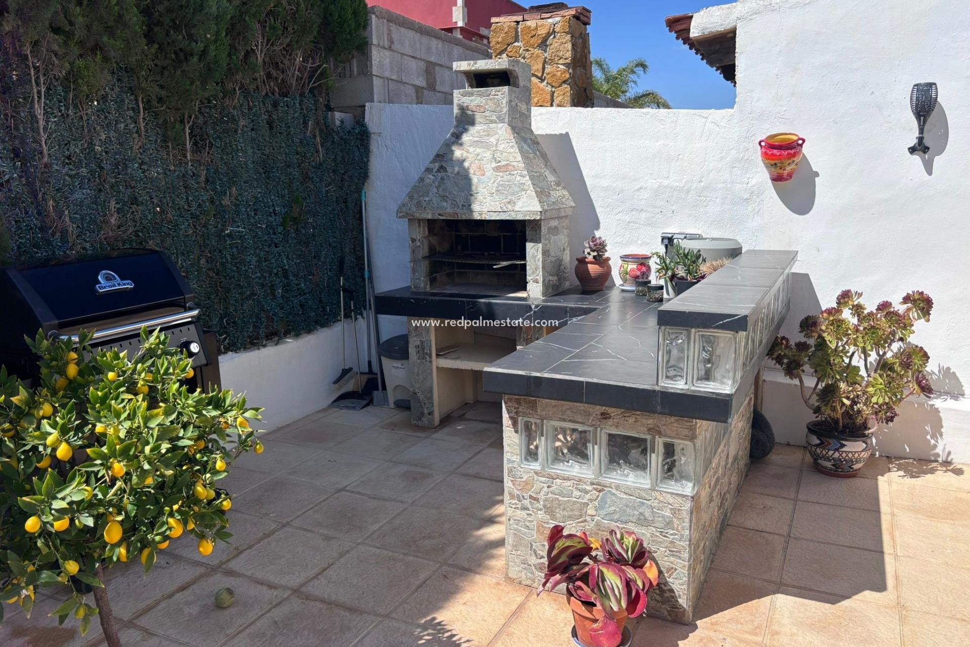 Videresalg - Rekkehus -
Torrevieja - Los balcones