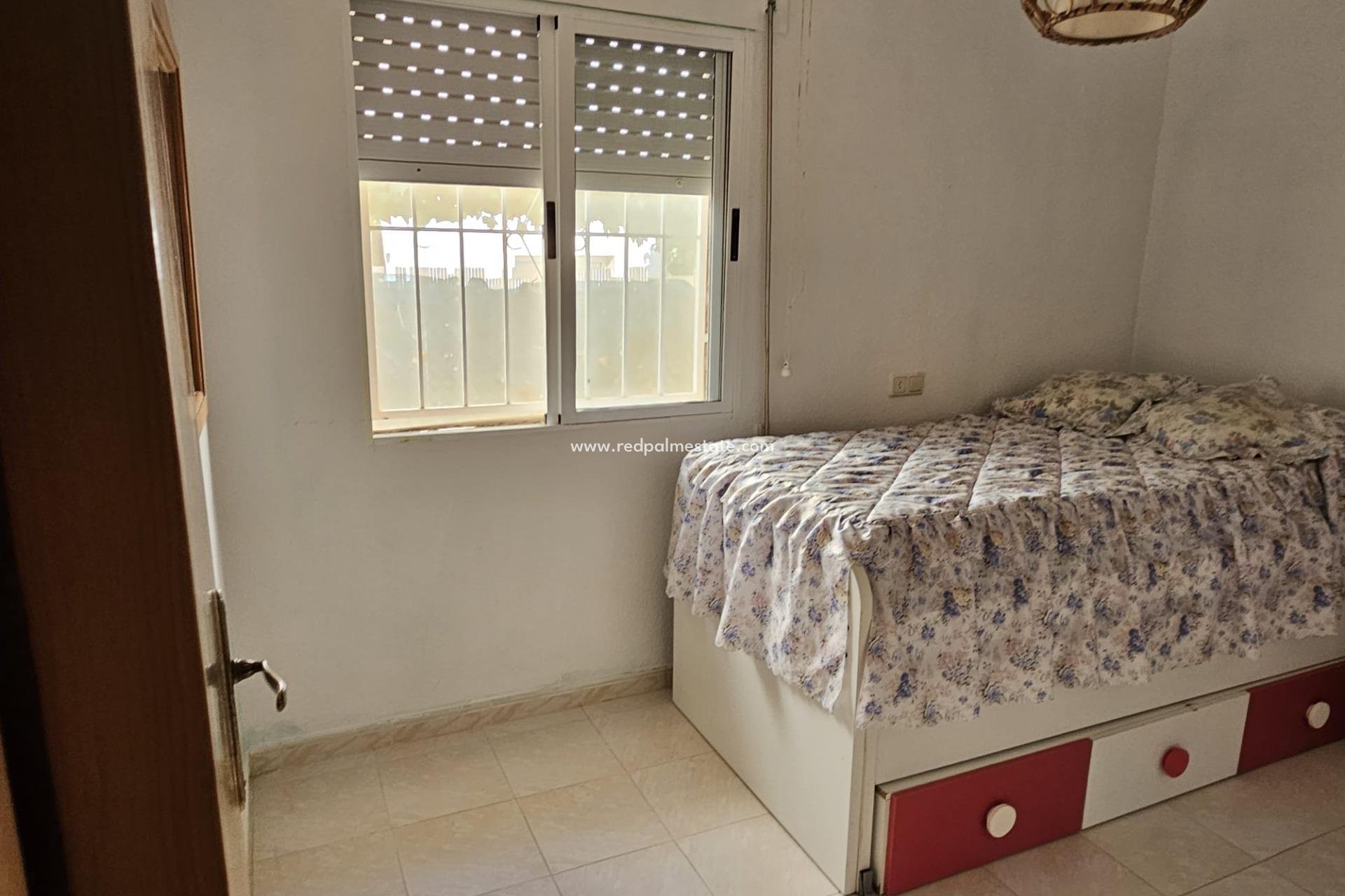 Videresalg - Rekkehus -
Torrevieja - Los balcones