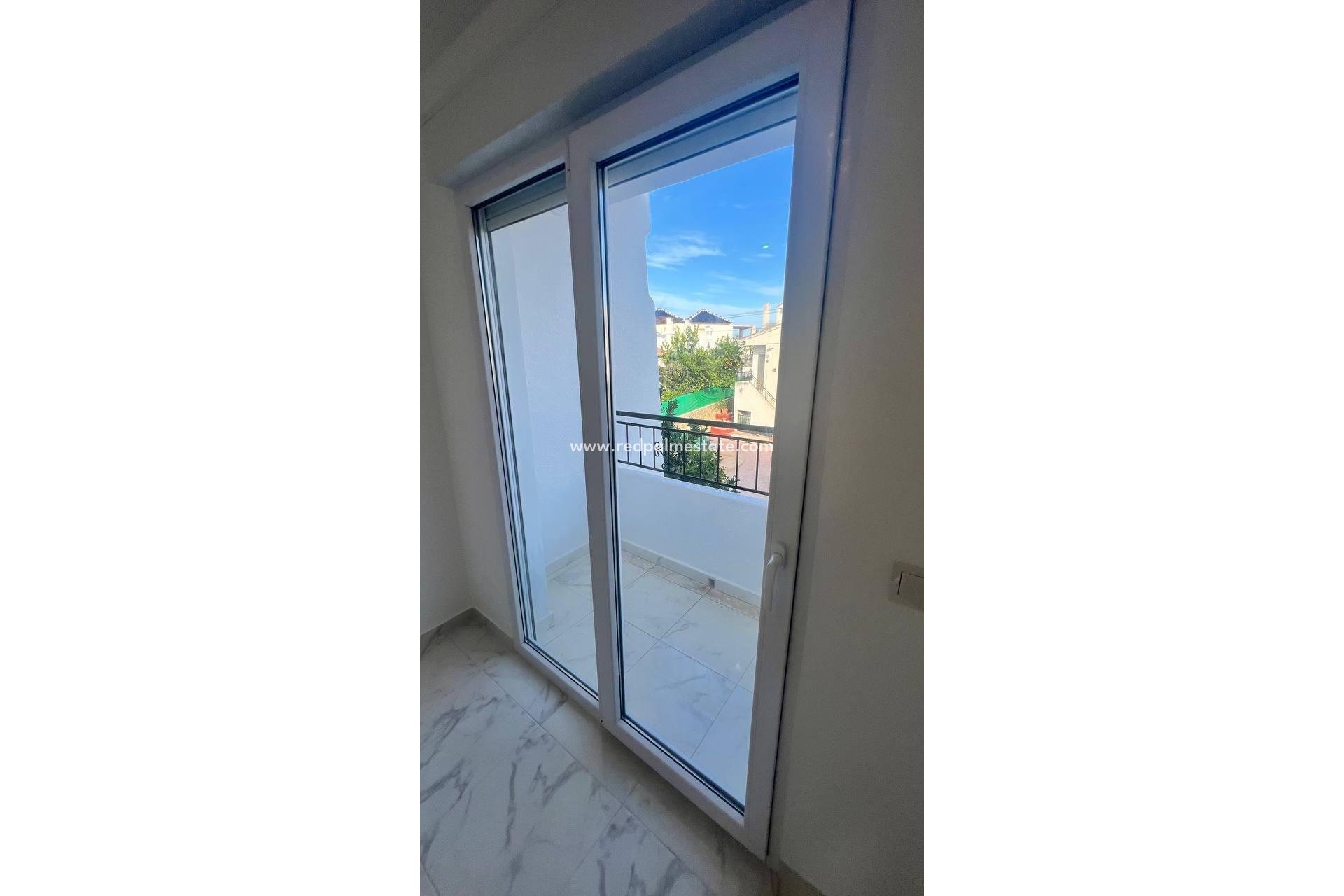 Videresalg - Rekkehus -
Torrevieja - Los balcones