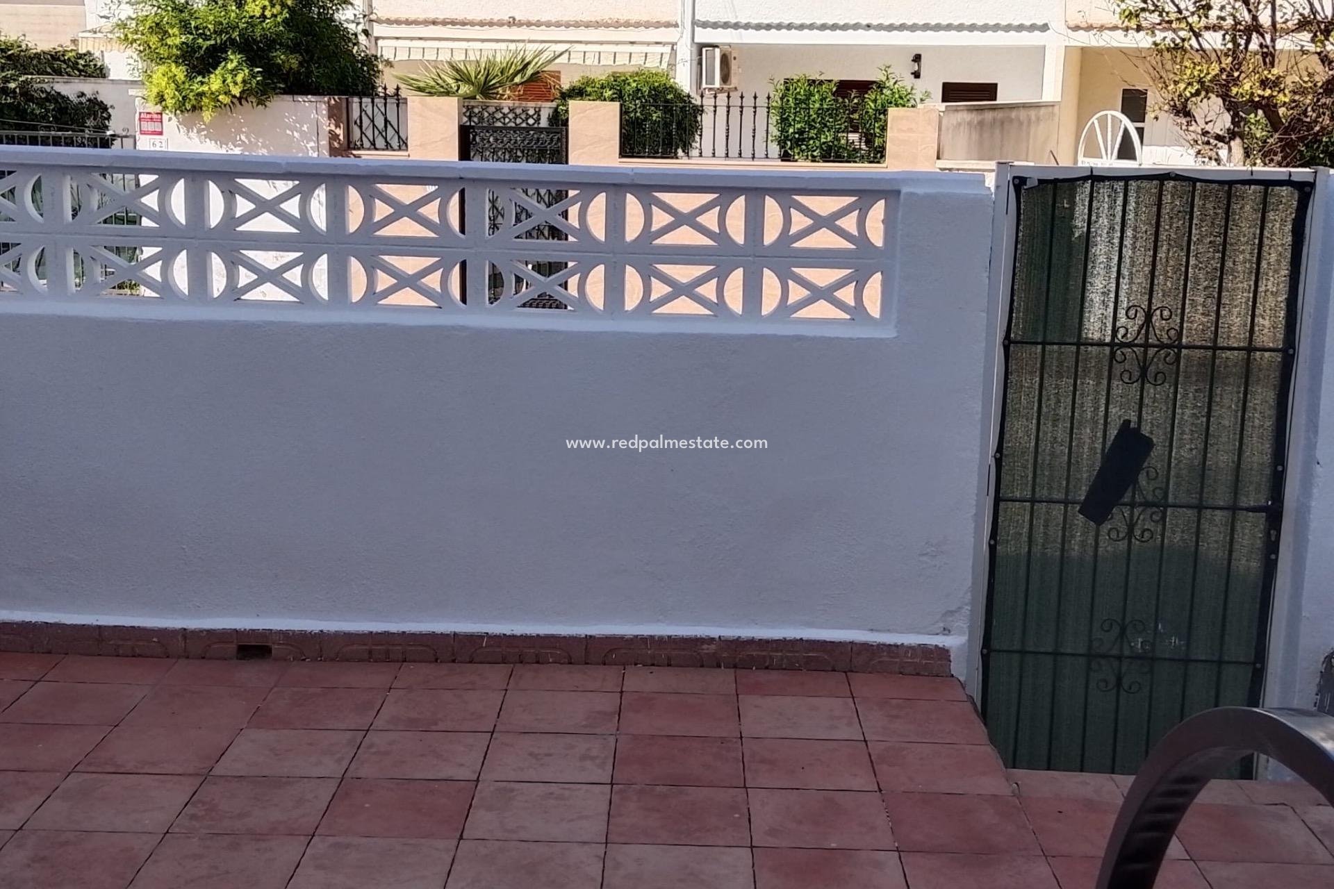 Videresalg - Rekkehus -
Torrevieja - Los balcones