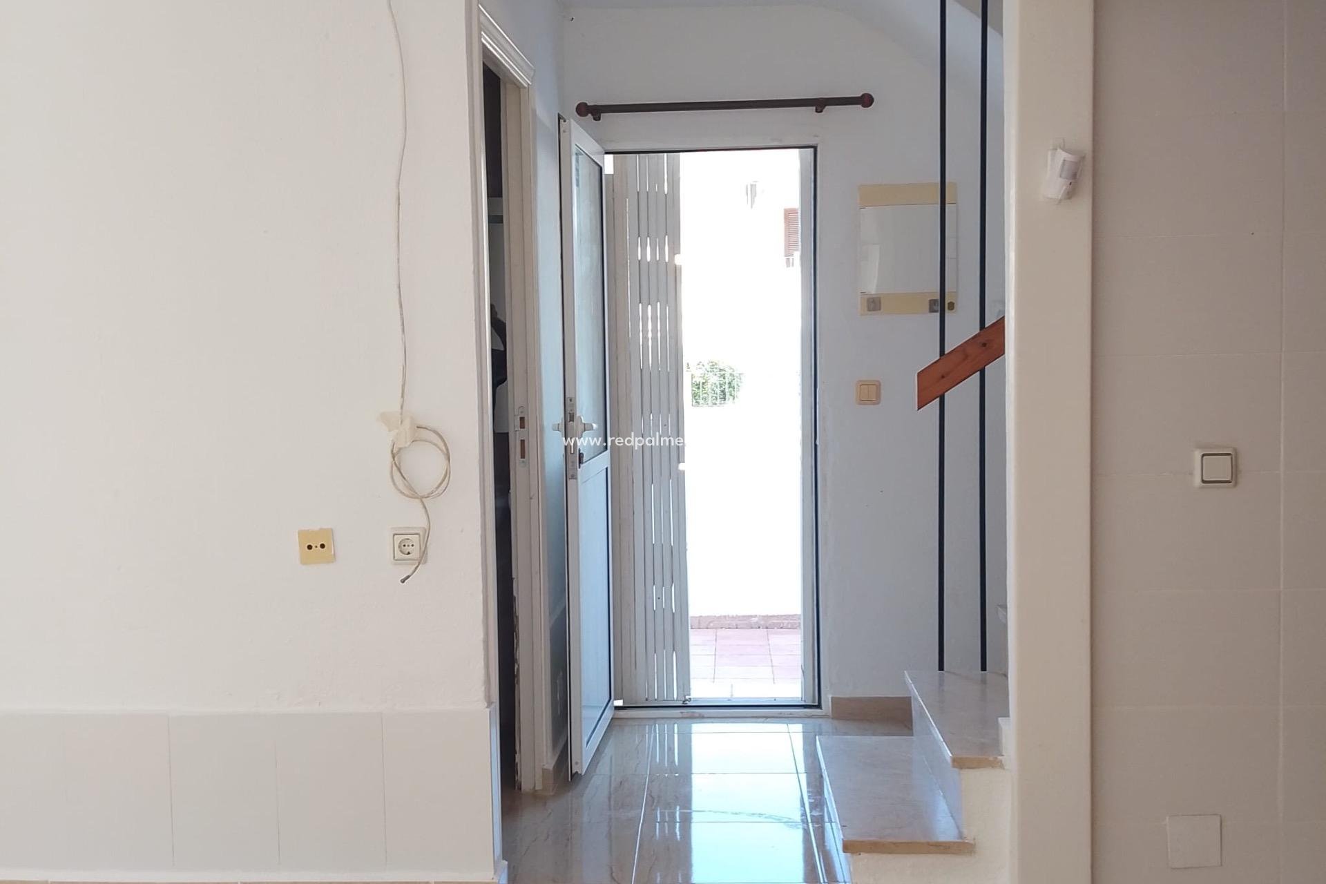 Videresalg - Rekkehus -
Torrevieja - Los balcones