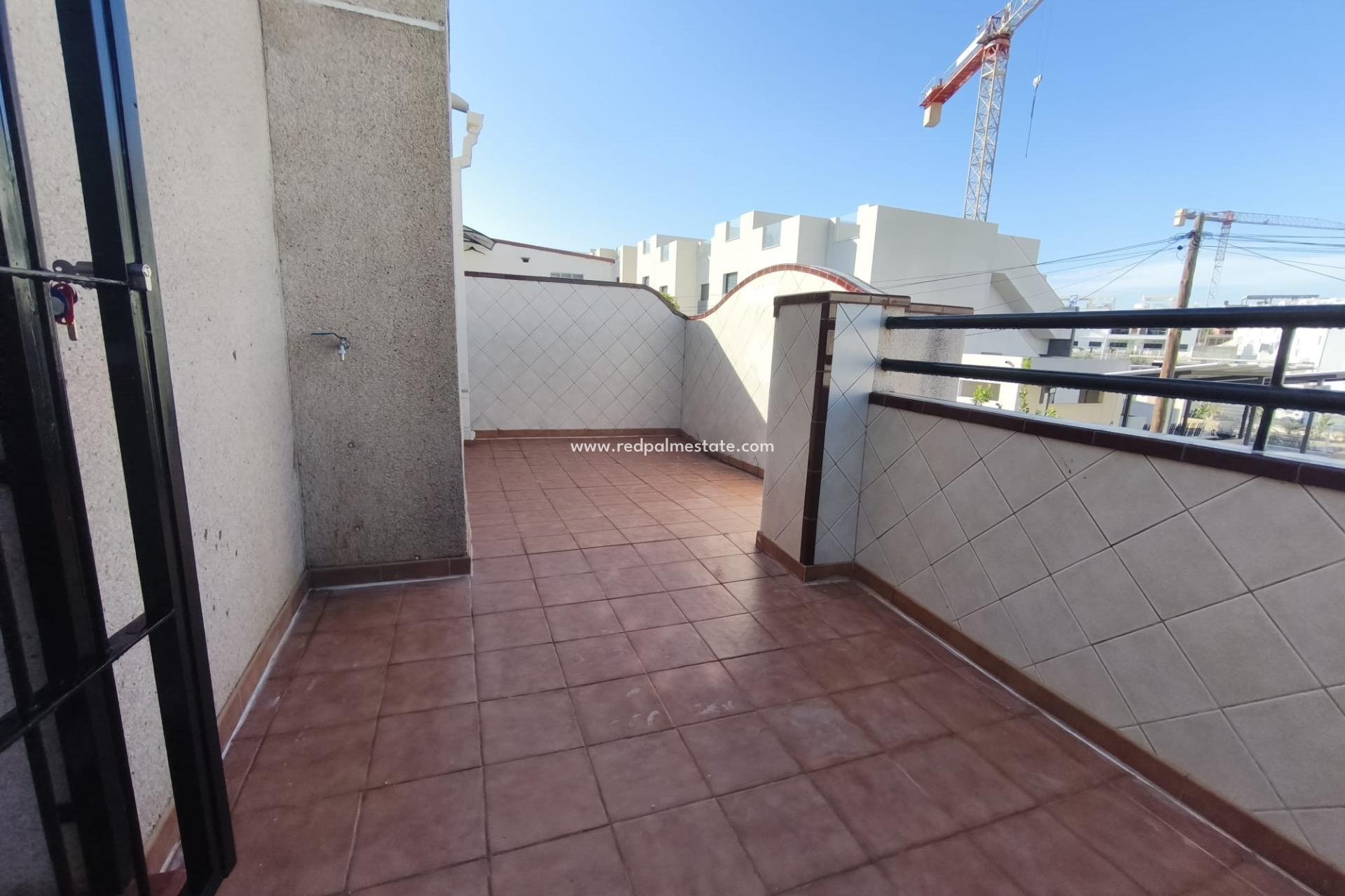 Videresalg - Rekkehus -
Torrevieja - Los balcones