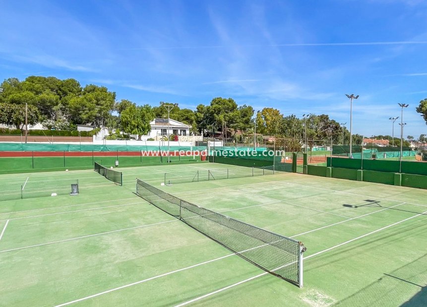 Videresalg - Rekkehus -
Torrevieja - Los balcones