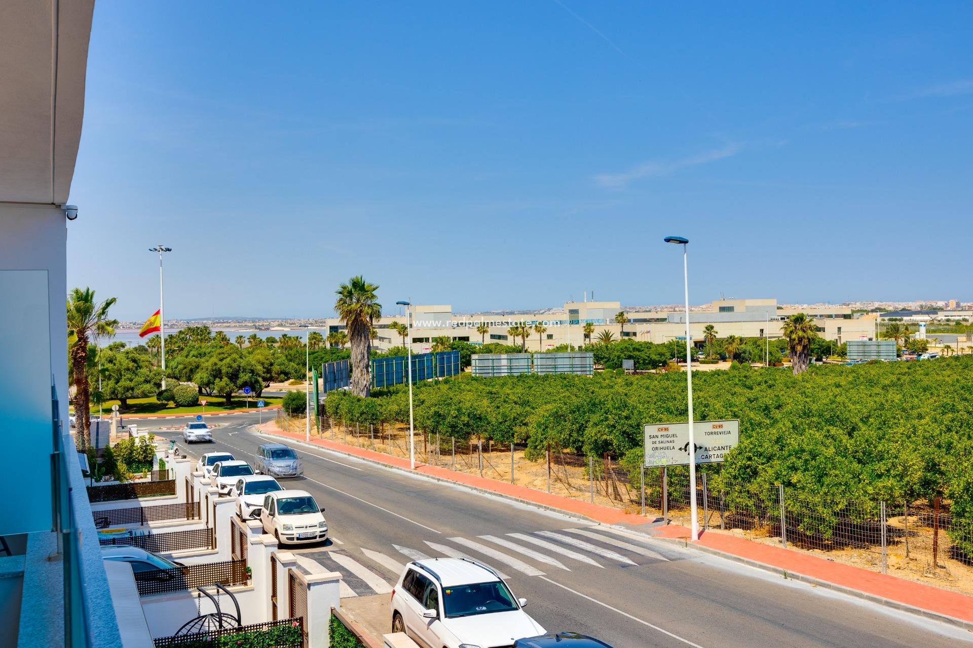 Videresalg - Rekkehus -
Torrevieja - Los balcones