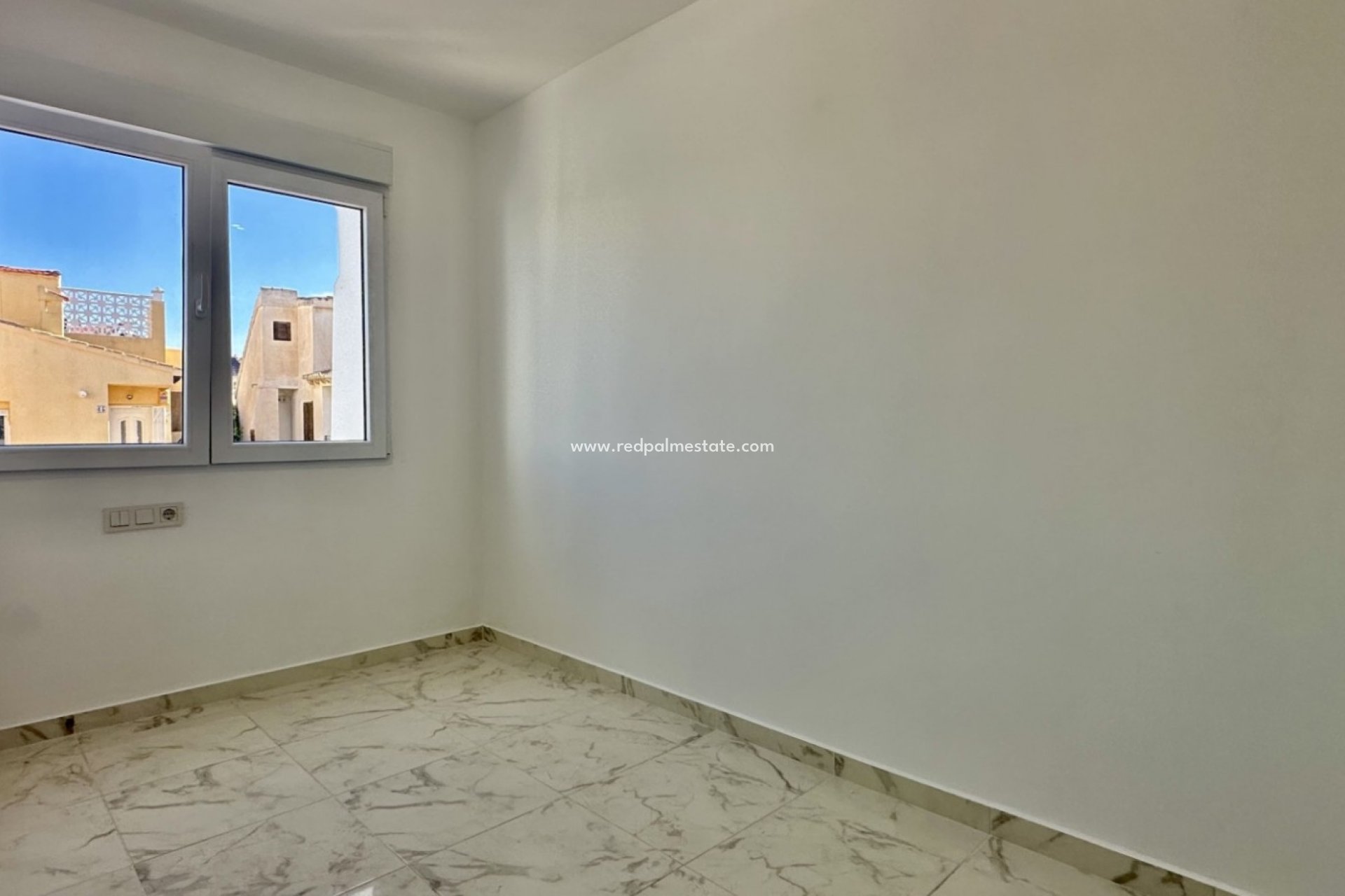 Videresalg - Rekkehus -
Torrevieja - Los balcones