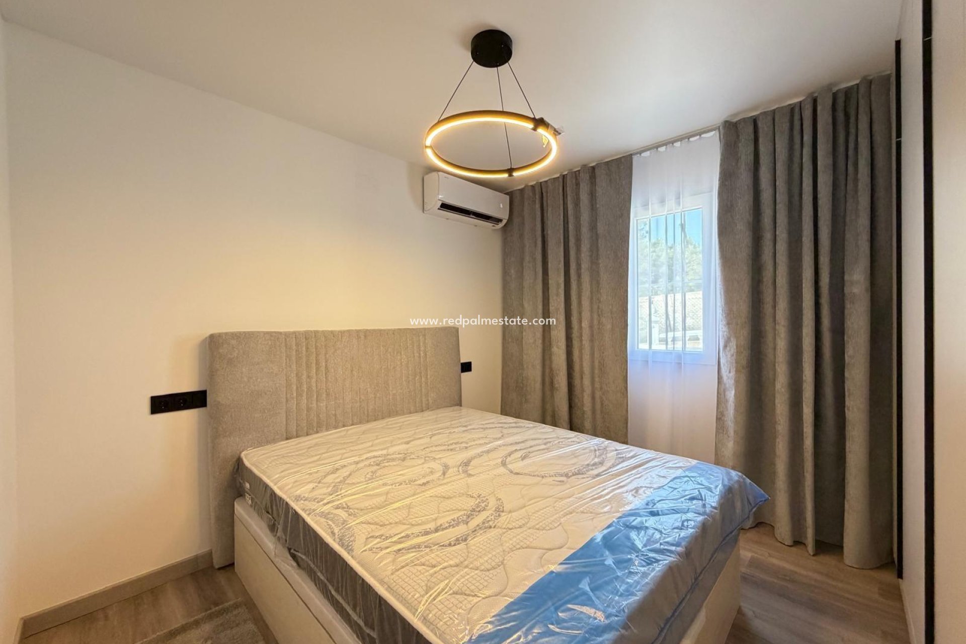Videresalg - Rekkehus -
Torrevieja - Miramar - Torre Del Moro