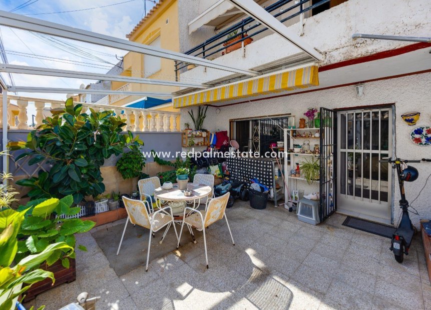 Videresalg - Rekkehus -
Torrevieja - Nueva Torrevieja - Aguas Nuevas