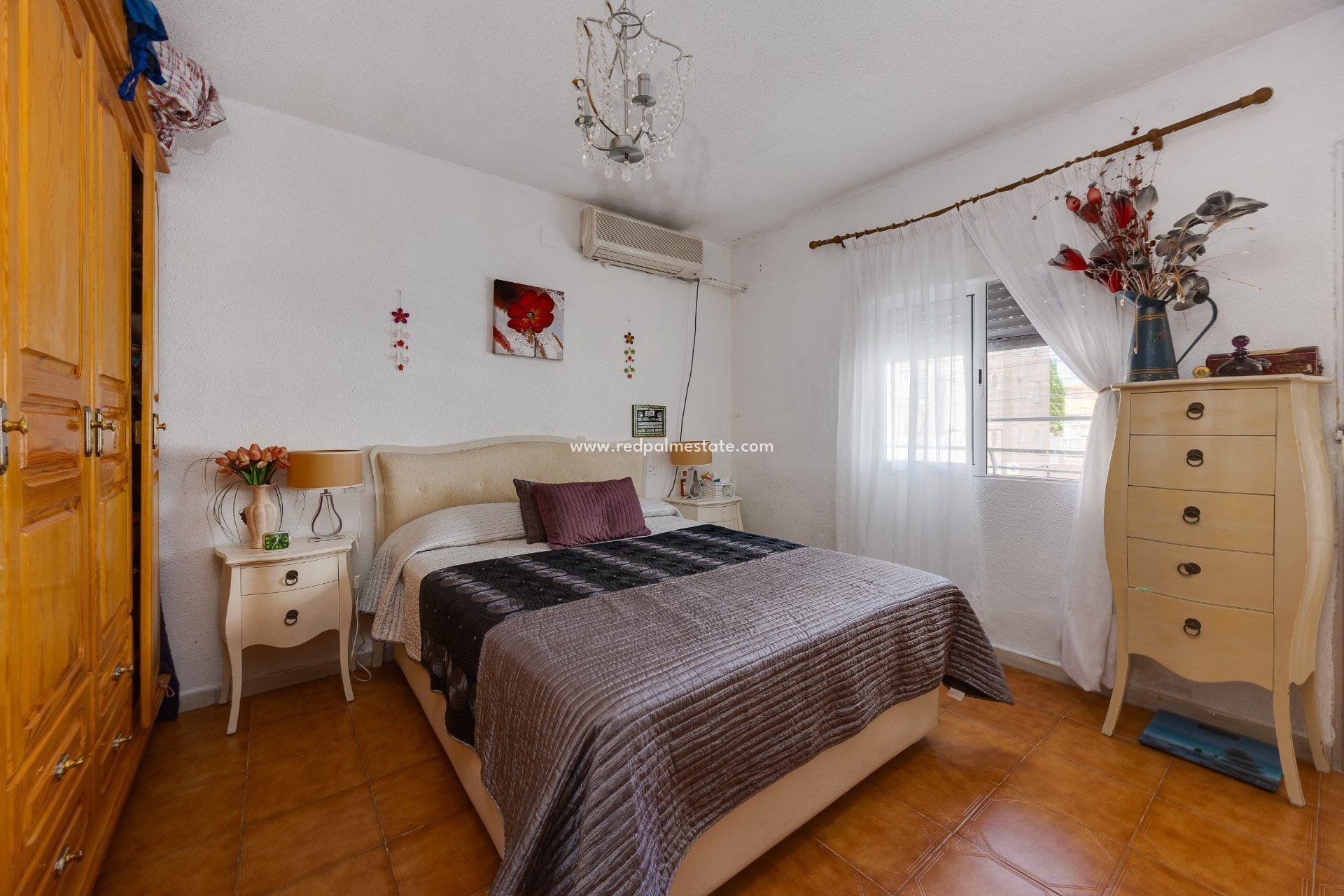 Videresalg - Rekkehus -
Torrevieja - Nueva Torrevieja - Aguas Nuevas