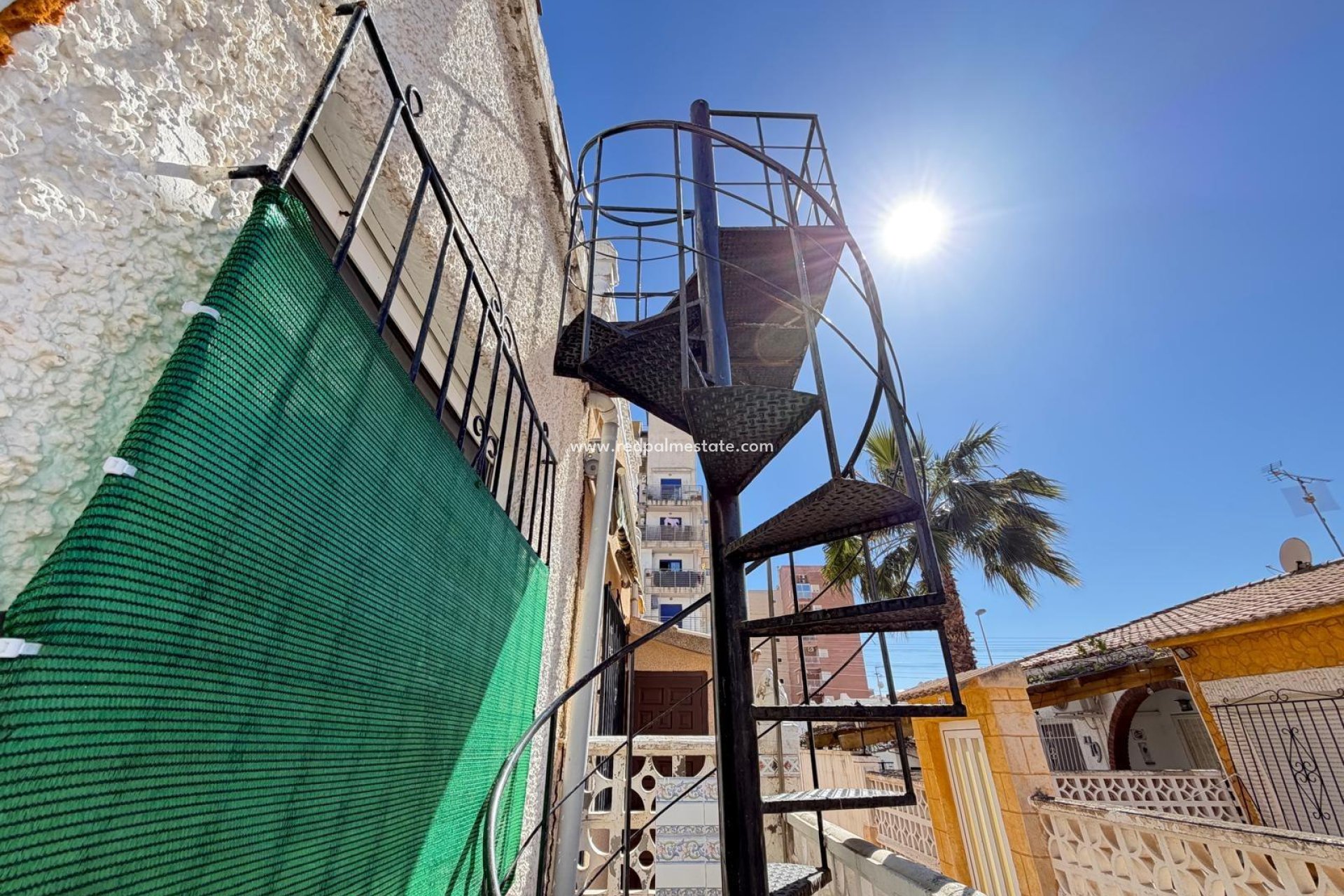 Videresalg - Rekkehus -
Torrevieja - Nueva Torrevieja - Aguas Nuevas