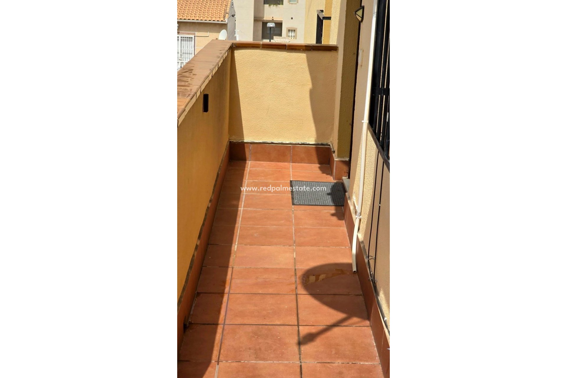 Videresalg - Rekkehus -
Torrevieja - Playa del Cura
