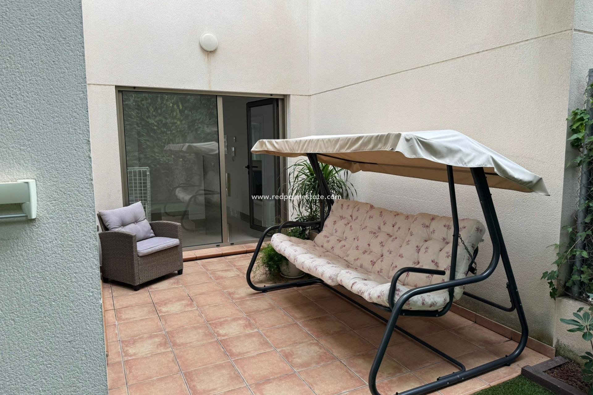 Videresalg - Rekkehus -
Torrevieja - Punta prima