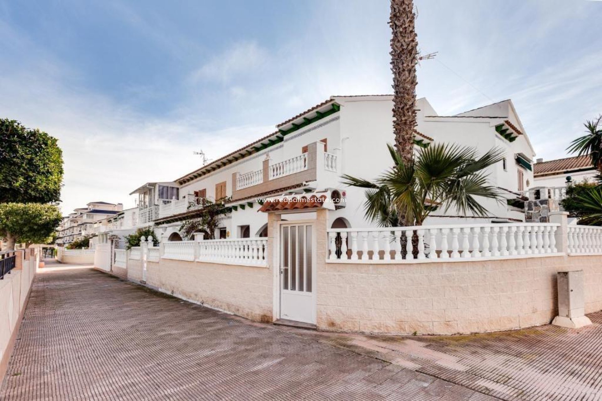 Videresalg - Rekkehus -
Torrevieja - Torre la mata