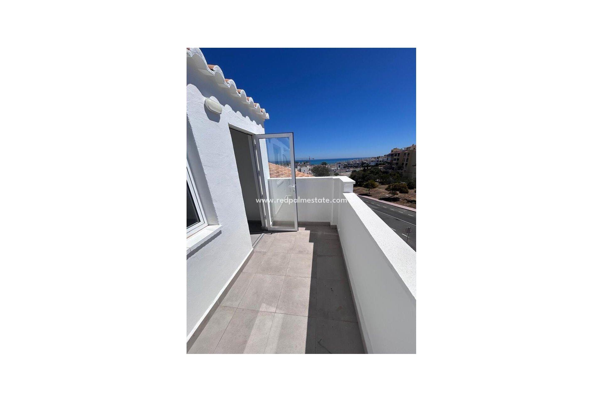 Videresalg - Rekkehus -
Torrevieja - Torreblanca