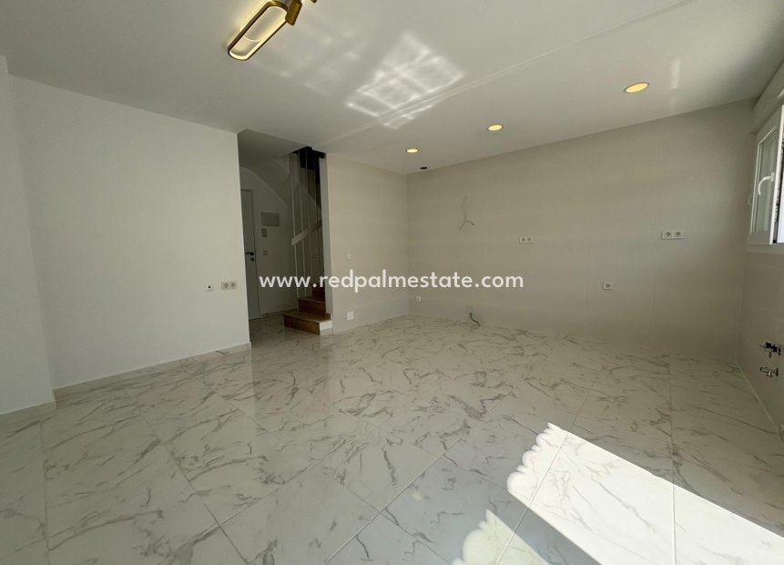 Videresalg - Rekkehus -
Torrevieja