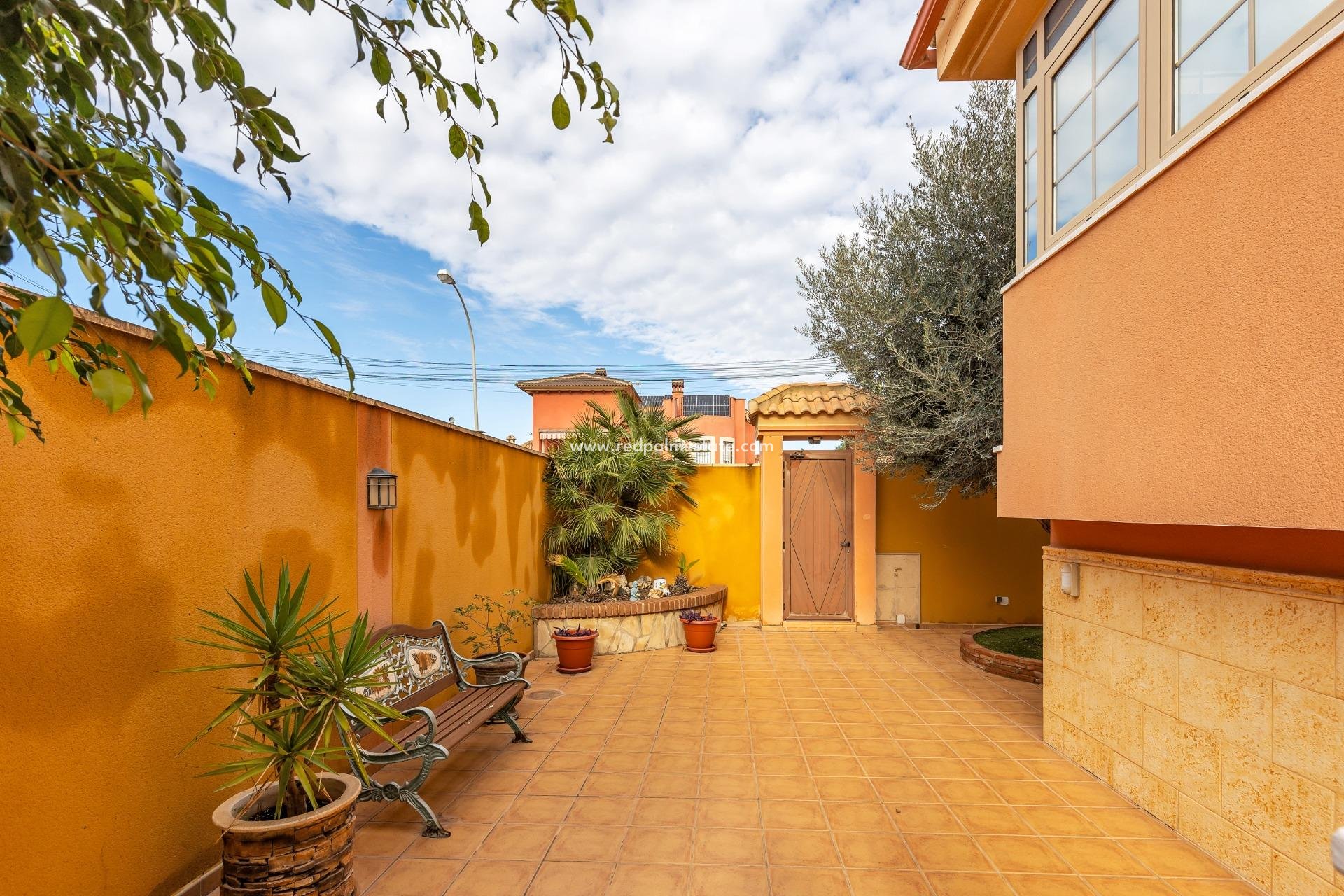 Videresalg - Rekkehus -
Torrevieja