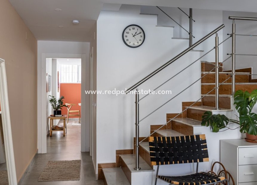 Videresalg - Rekkehus -
Torrevieja