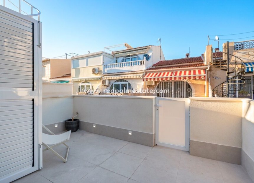 Videresalg - Rekkehus -
Torrevieja