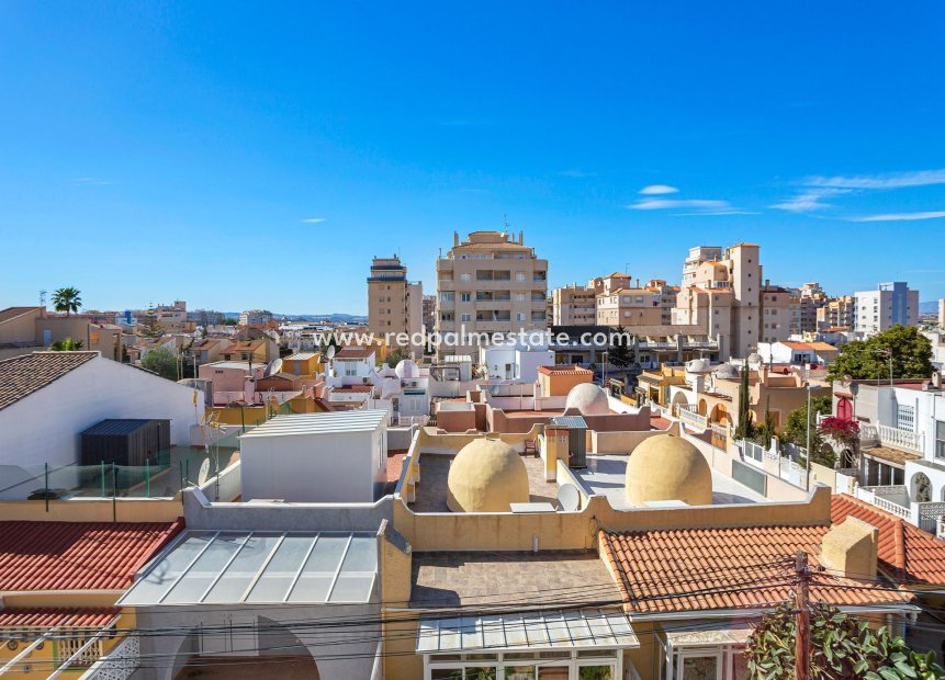 Videresalg - Toppleilighet -
Torrevieja - Calas blanca