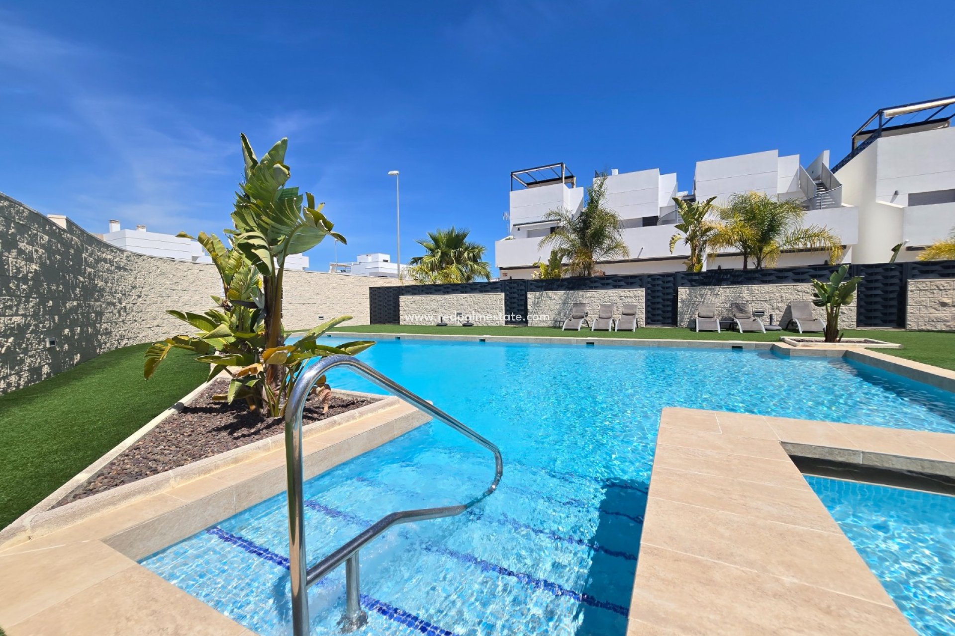 Videresalg - Townhouse * -
Ciudad Quesada * - Doña Pepa *