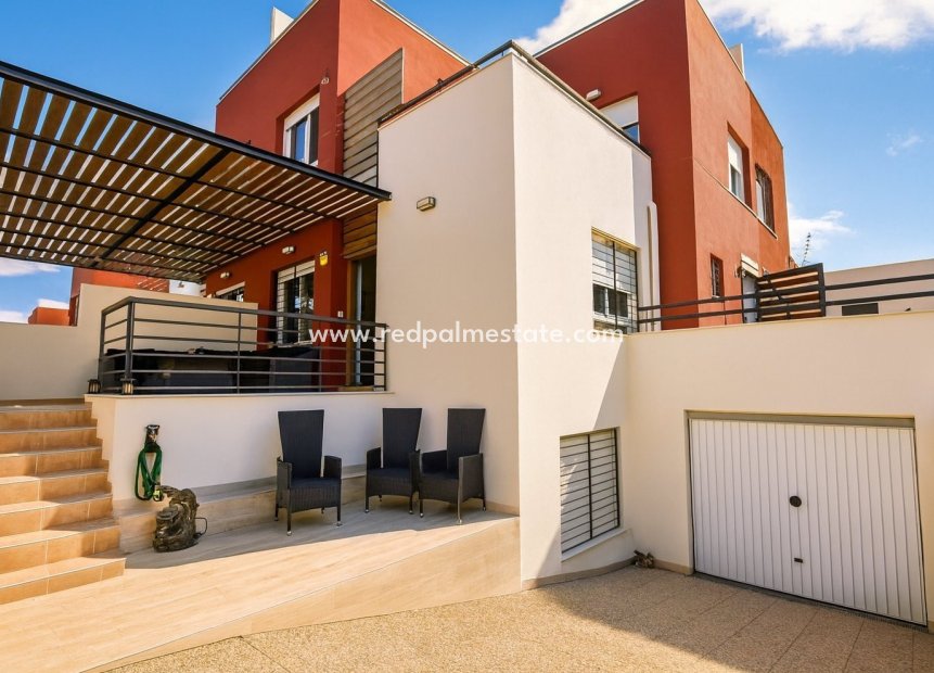 Videresalg - Villa -
Algorfa - Inland
