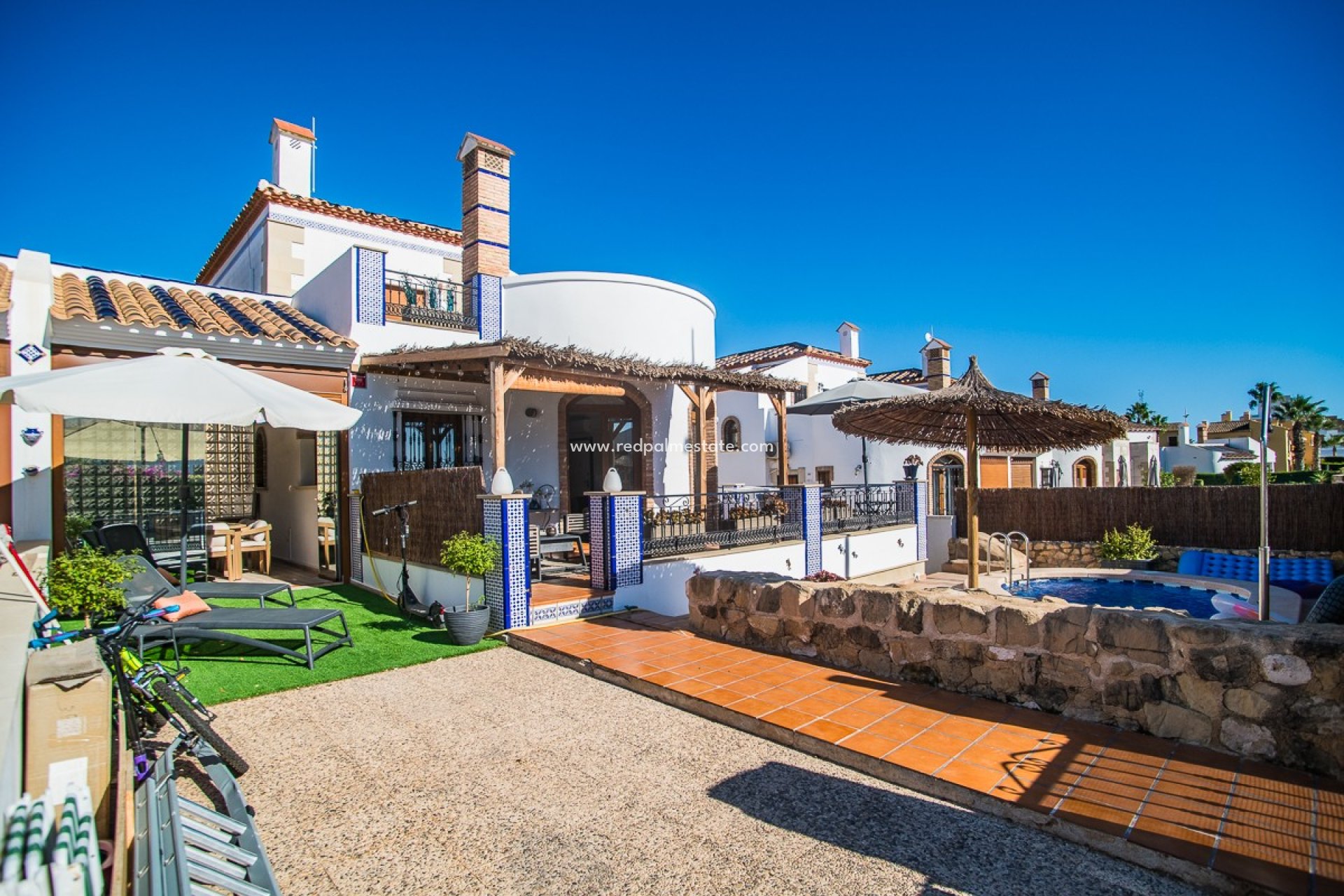 Videresalg - Villa -
Algorfa - Inland