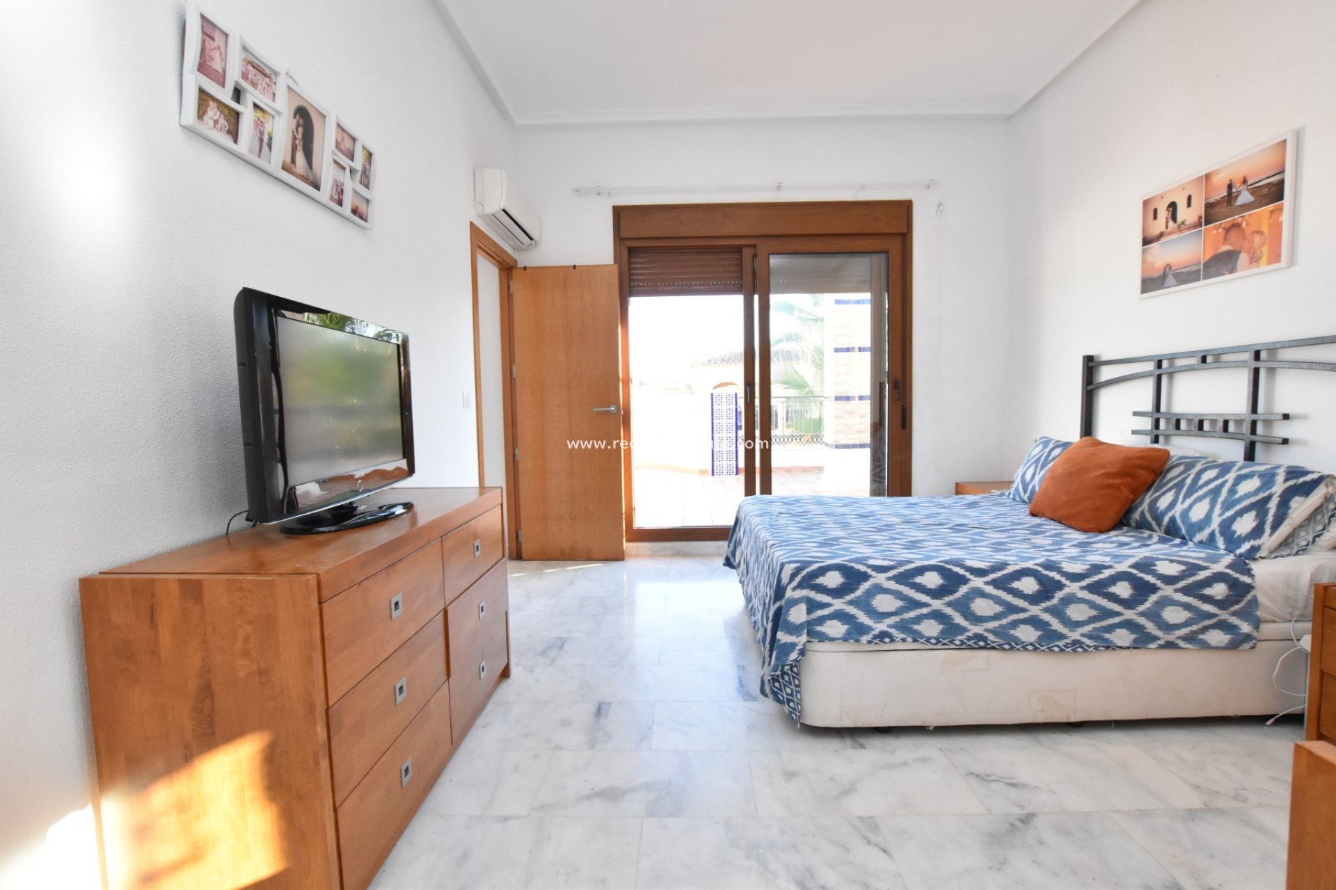 Videresalg - Villa -
Algorfa - Inland
