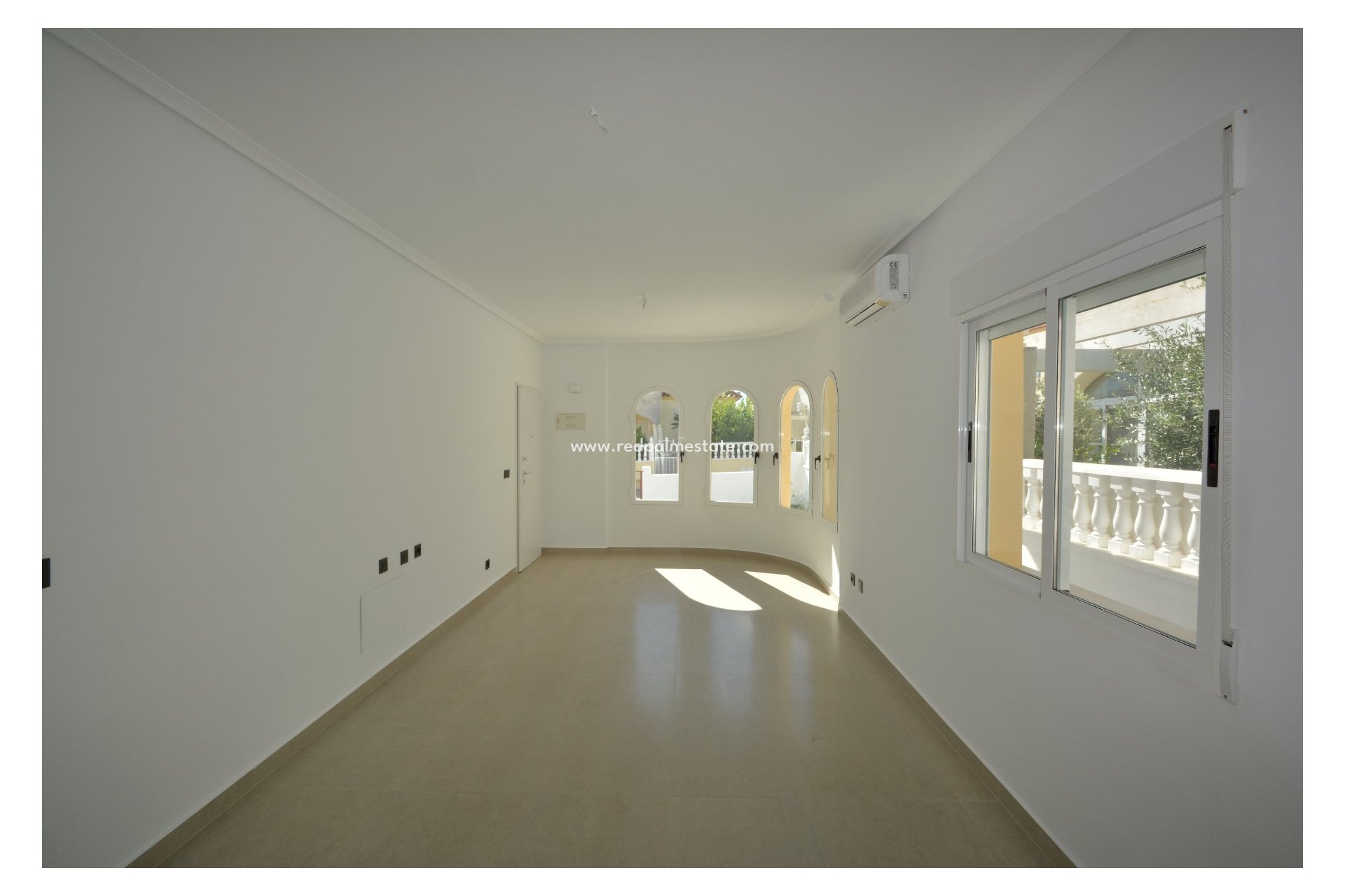 Videresalg - Villa -
Algorfa - Inland