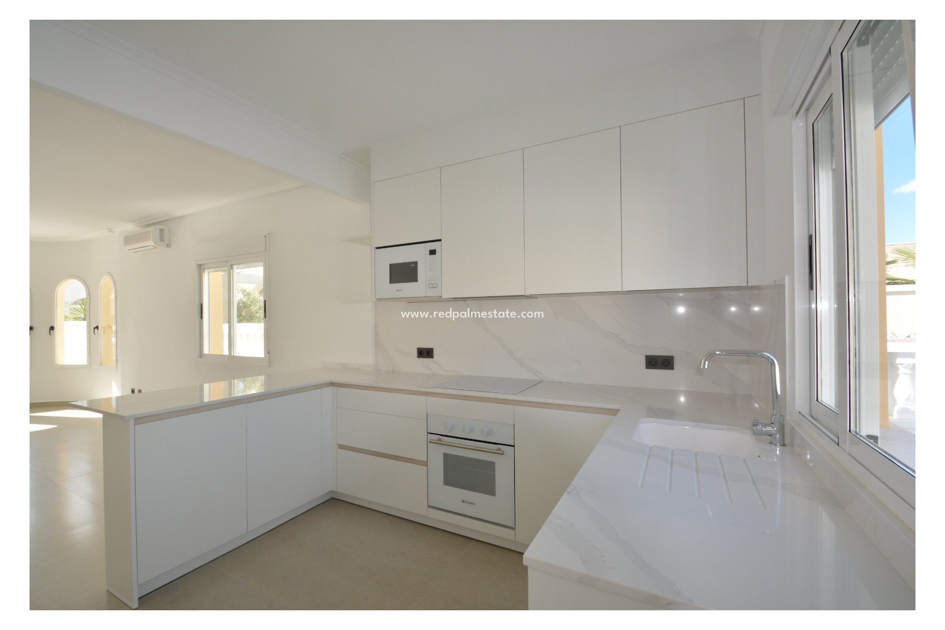 Videresalg - Villa -
Algorfa - Inland