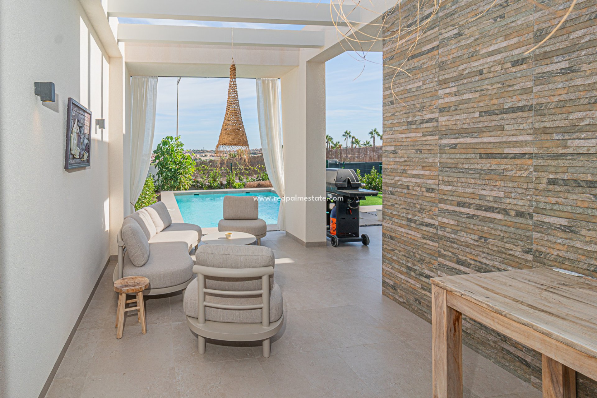 Videresalg - Villa -
Algorfa - La Finca