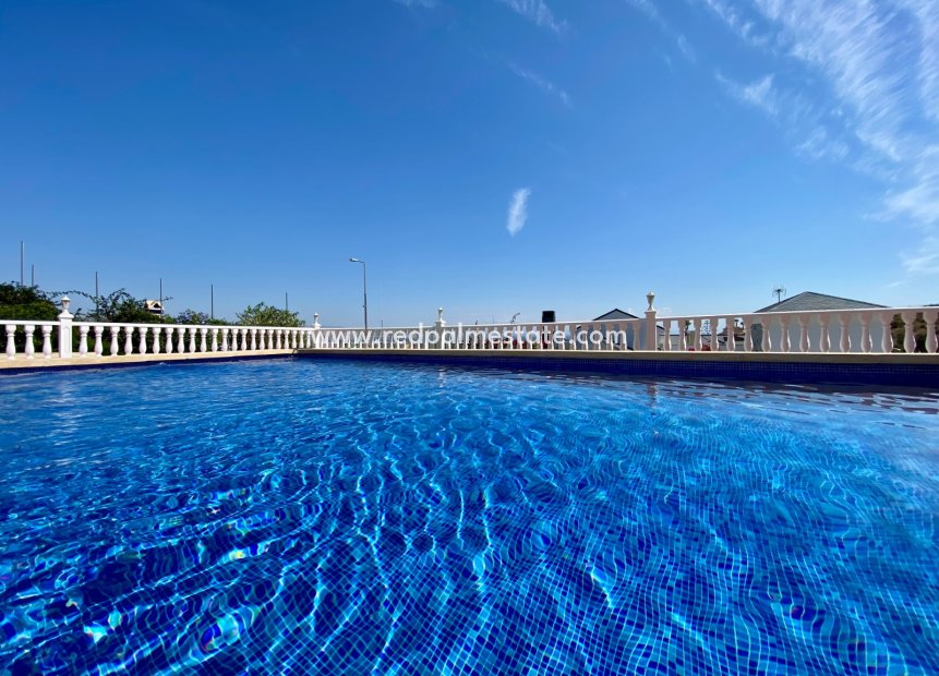 Videresalg - Villa -
Algorfa - Lomas De La Juliana