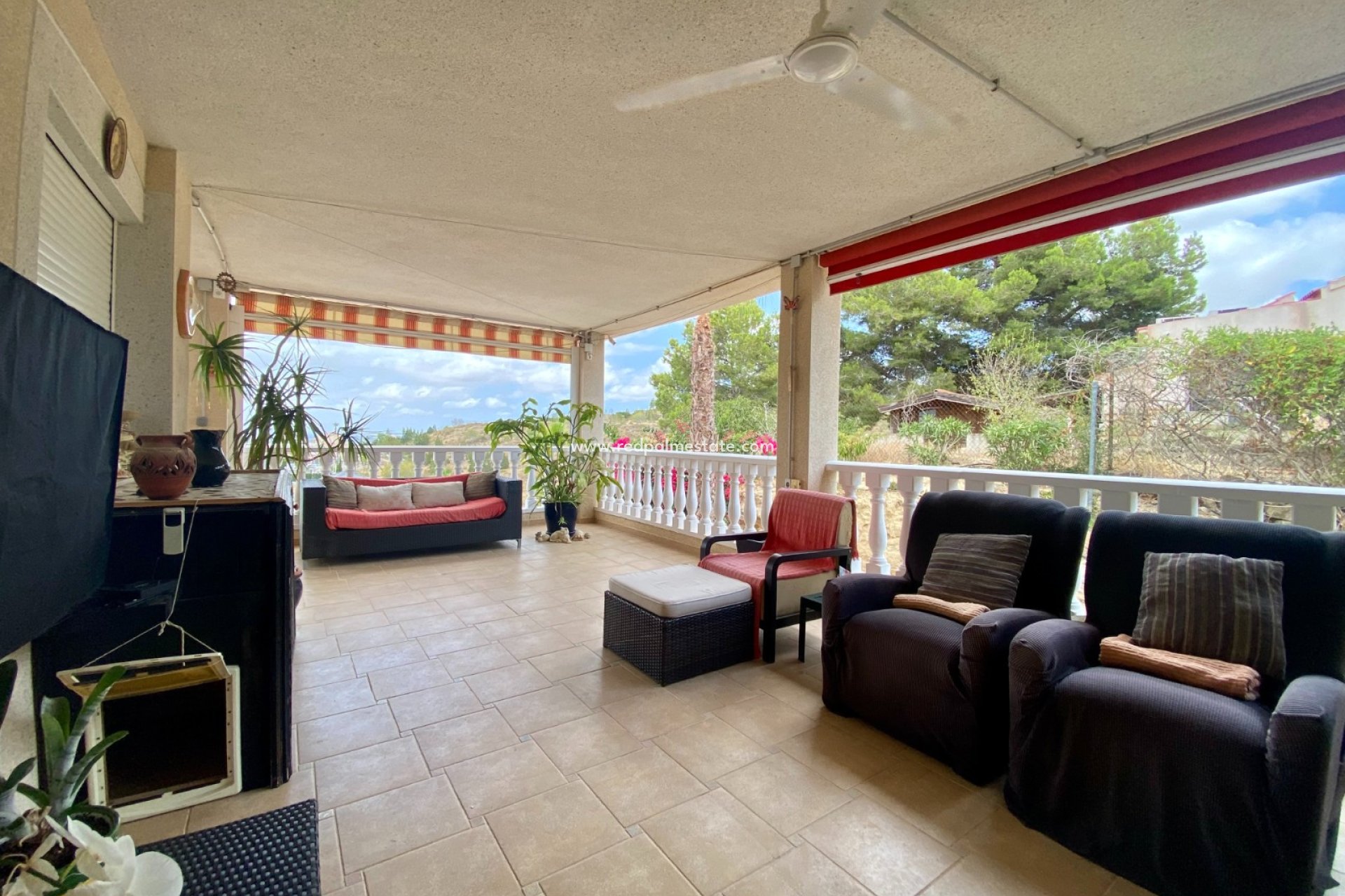 Videresalg - Villa -
Algorfa - Lomas De La Juliana