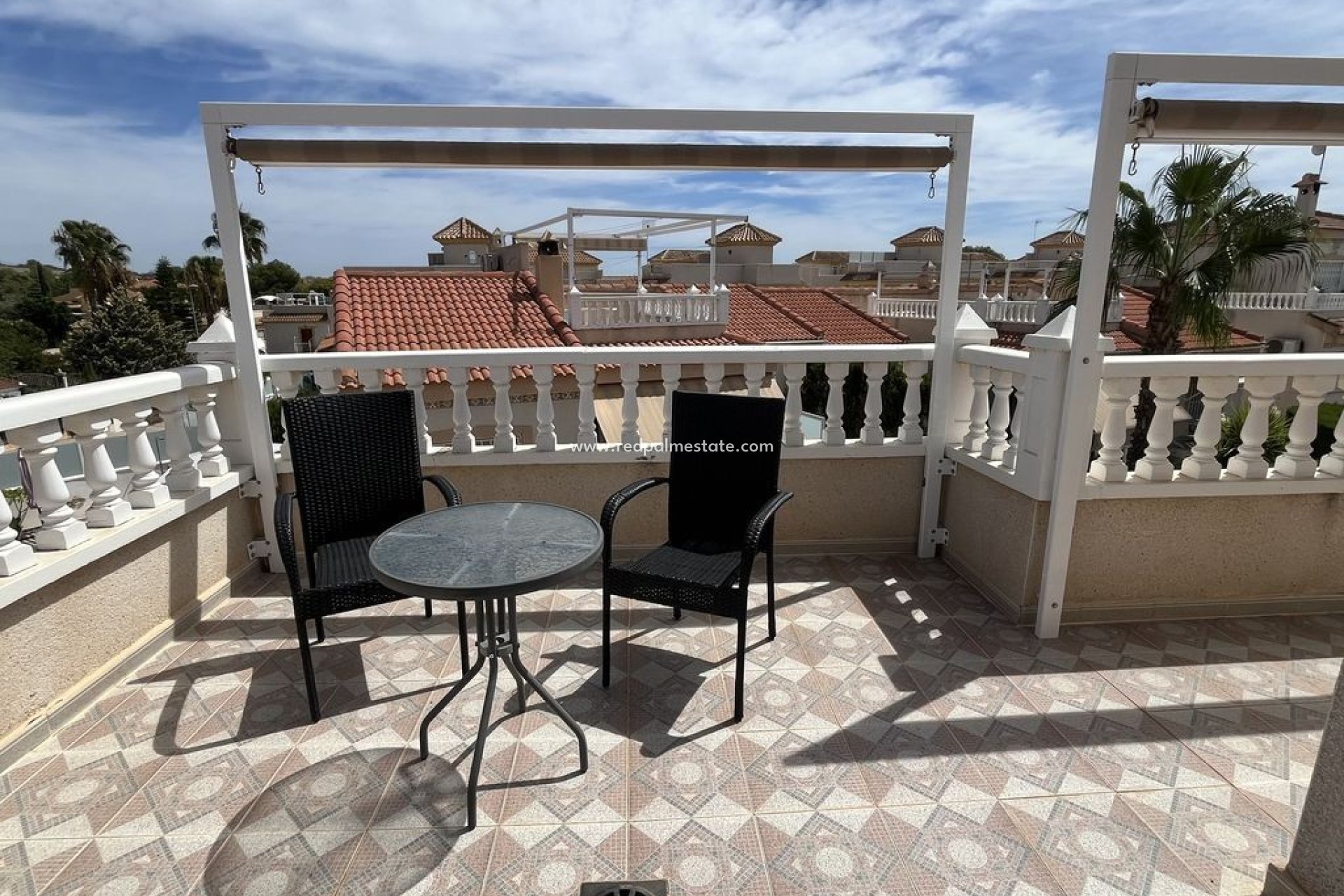 Videresalg - Villa -
Algorfa - Montemar