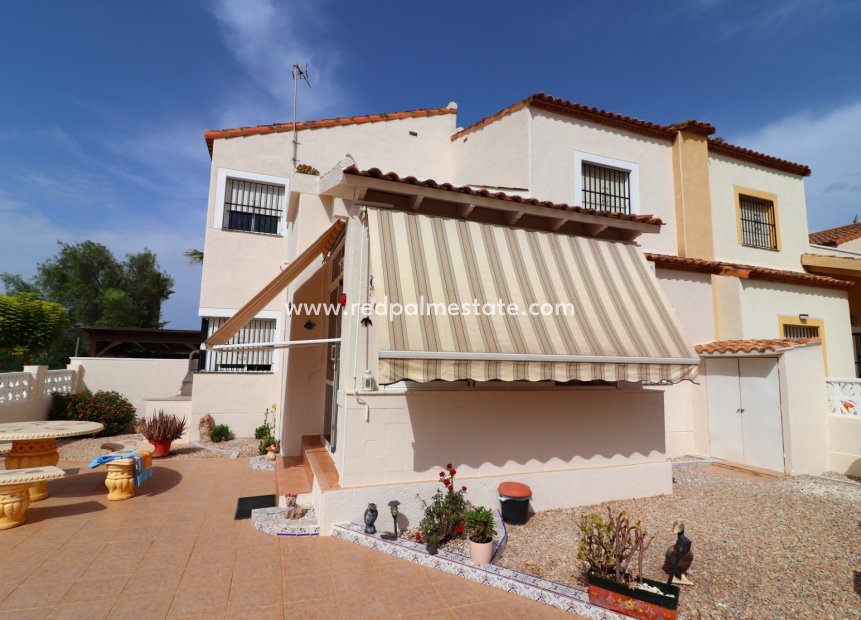 Videresalg - Villa -
Algorfa