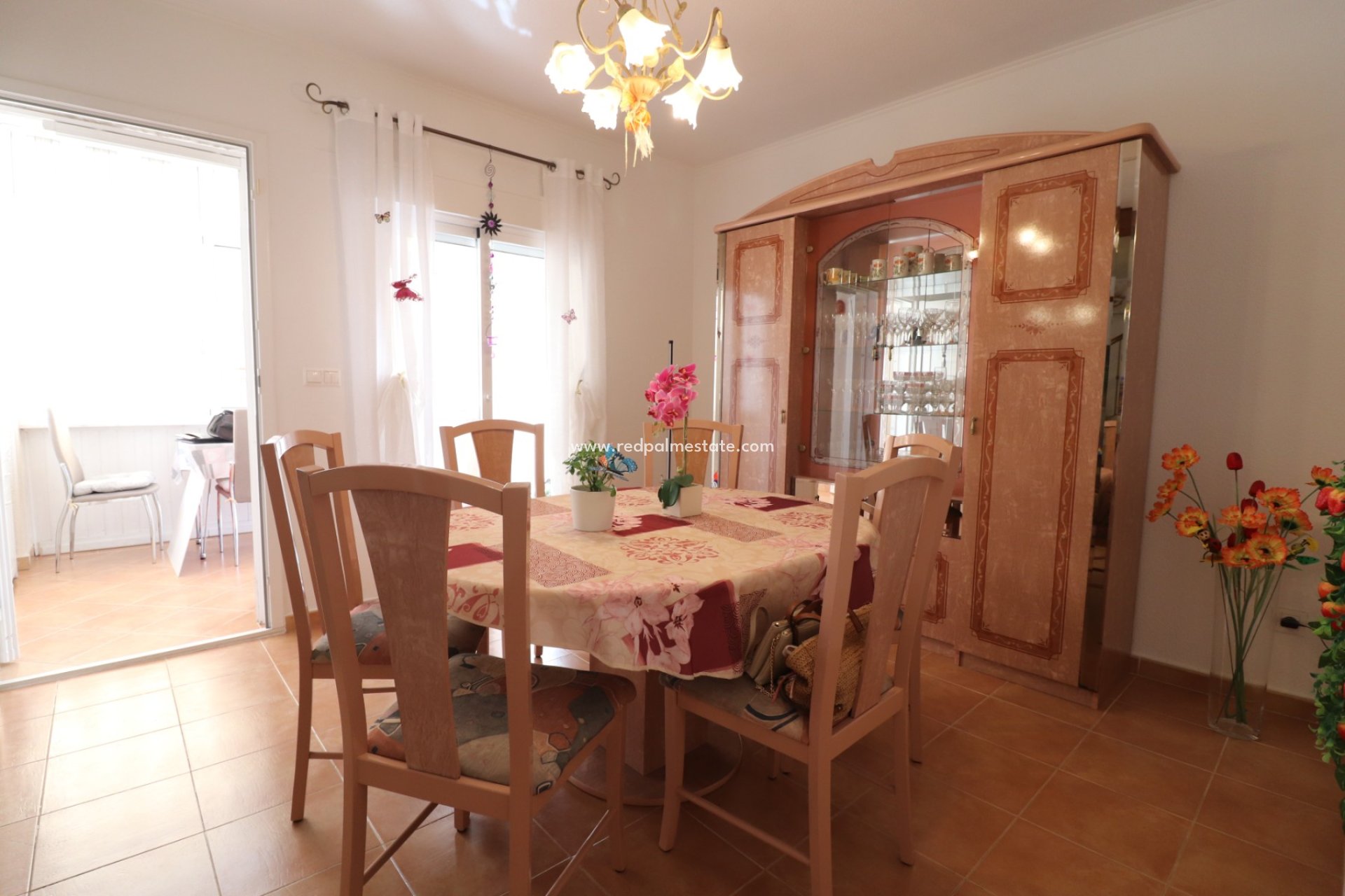 Videresalg - Villa -
Algorfa