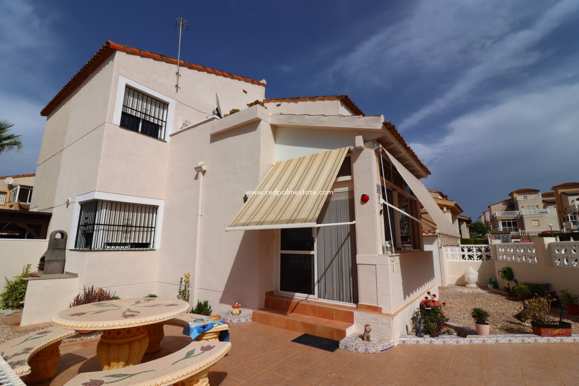 Videresalg - Villa -
Algorfa