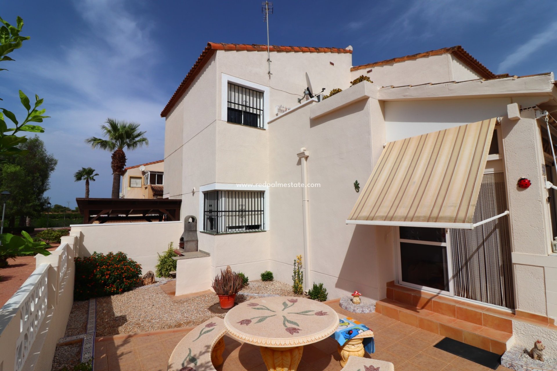 Videresalg - Villa -
Algorfa
